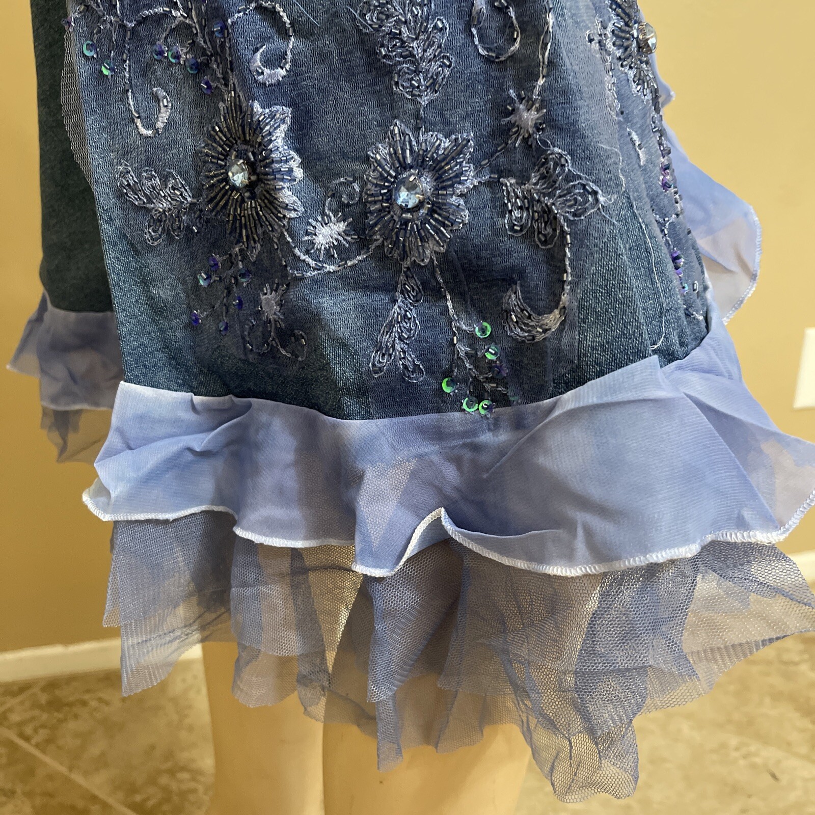 Women’s Blue Denim Cotton Casual Stretch Bead Boho Zipper Size M(6-8) Skirt 3277