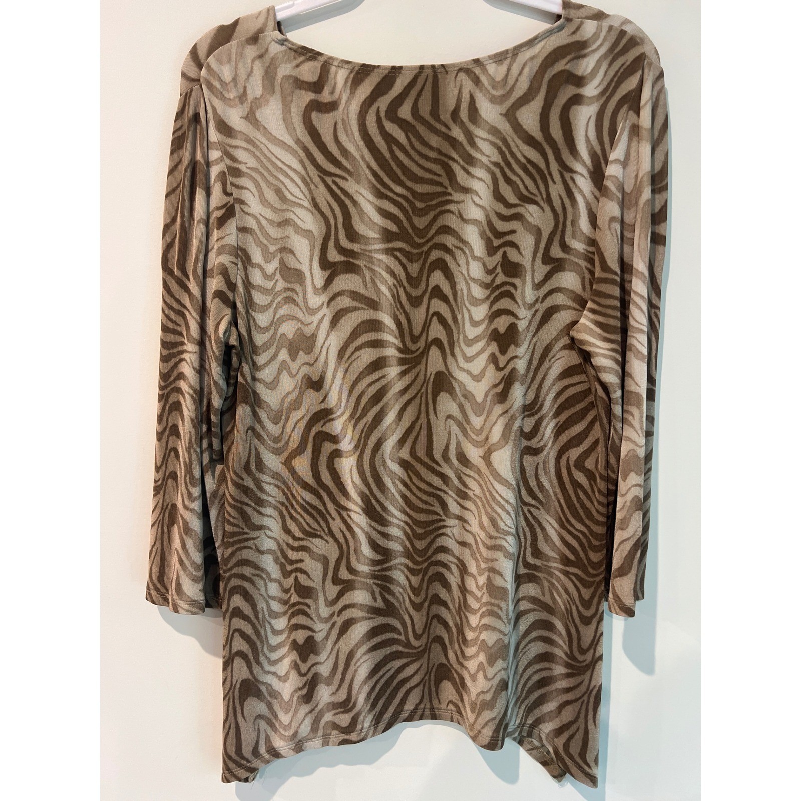 Travelers by Chicos Brown Zebra Print Scoop Neck 3/4 Sleeve Top Size 1 Medium