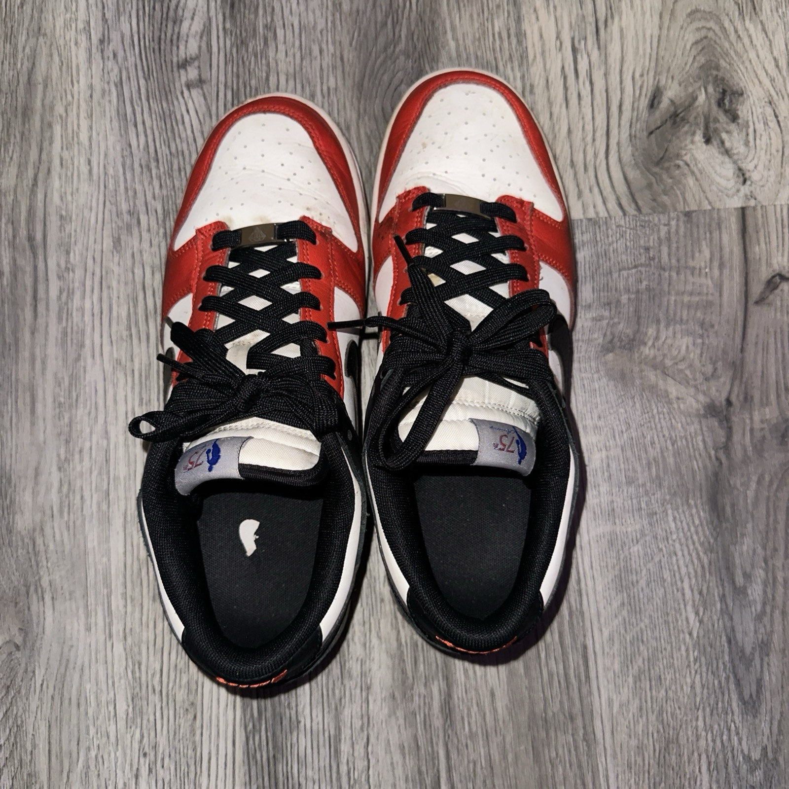 Size 9 – Nike Dunk Low EMB x NBA 75th Anniversary – Bulls 2021.