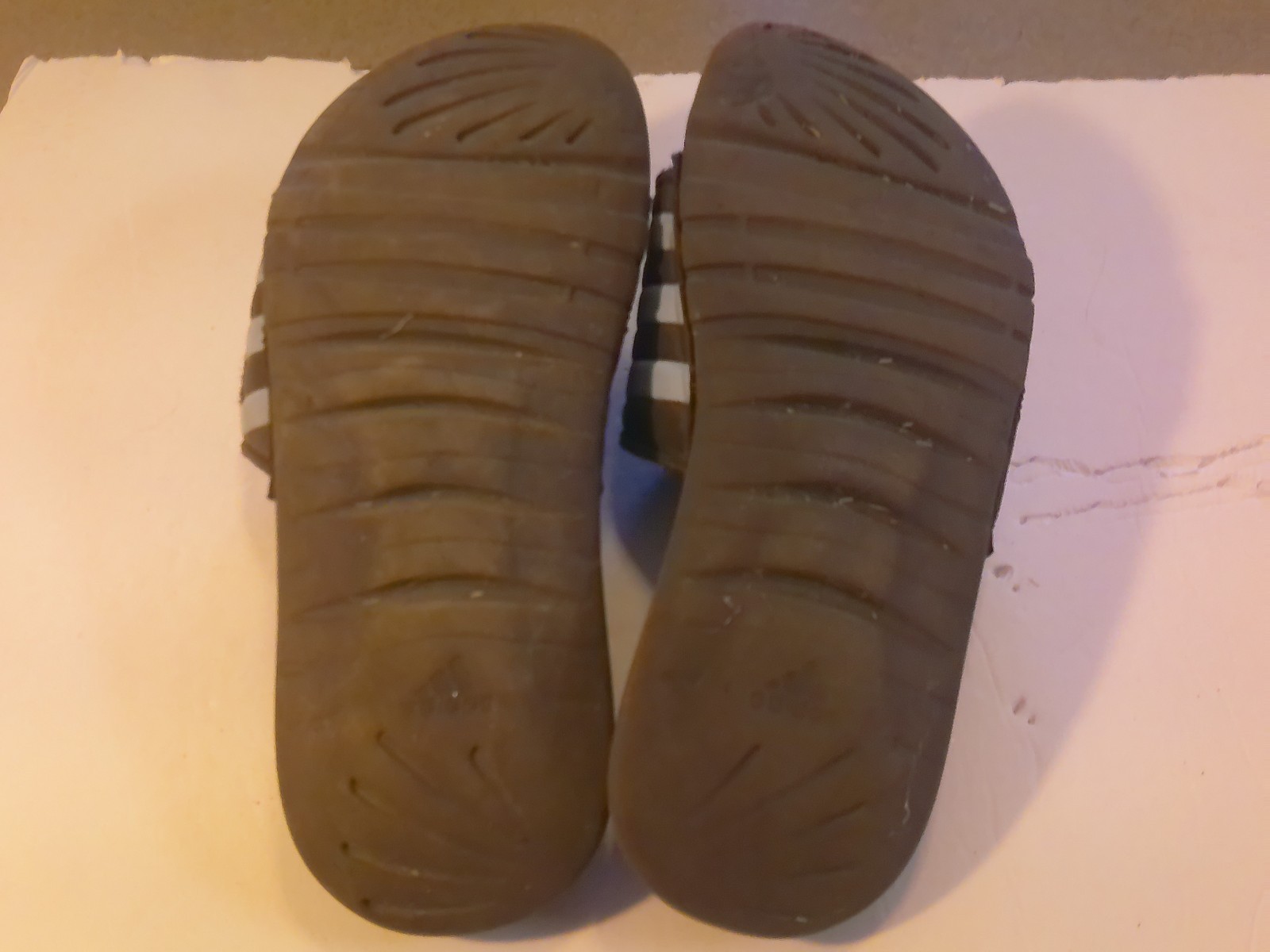 Adidas Men’s Size 9 Comfort Slide Sandals Brown And Blue