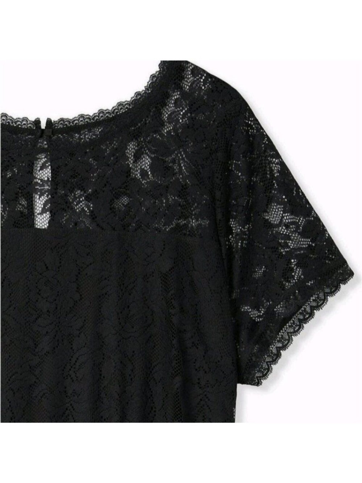 Torrid sz 3 Gently Used Lace Peplum Top