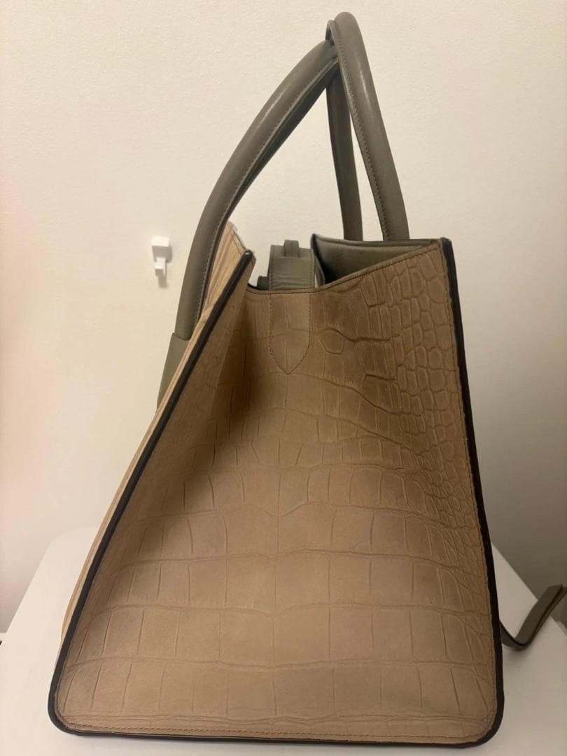 Celine Luggage Phantom Taupe Greige Matte Crocodile Embossed