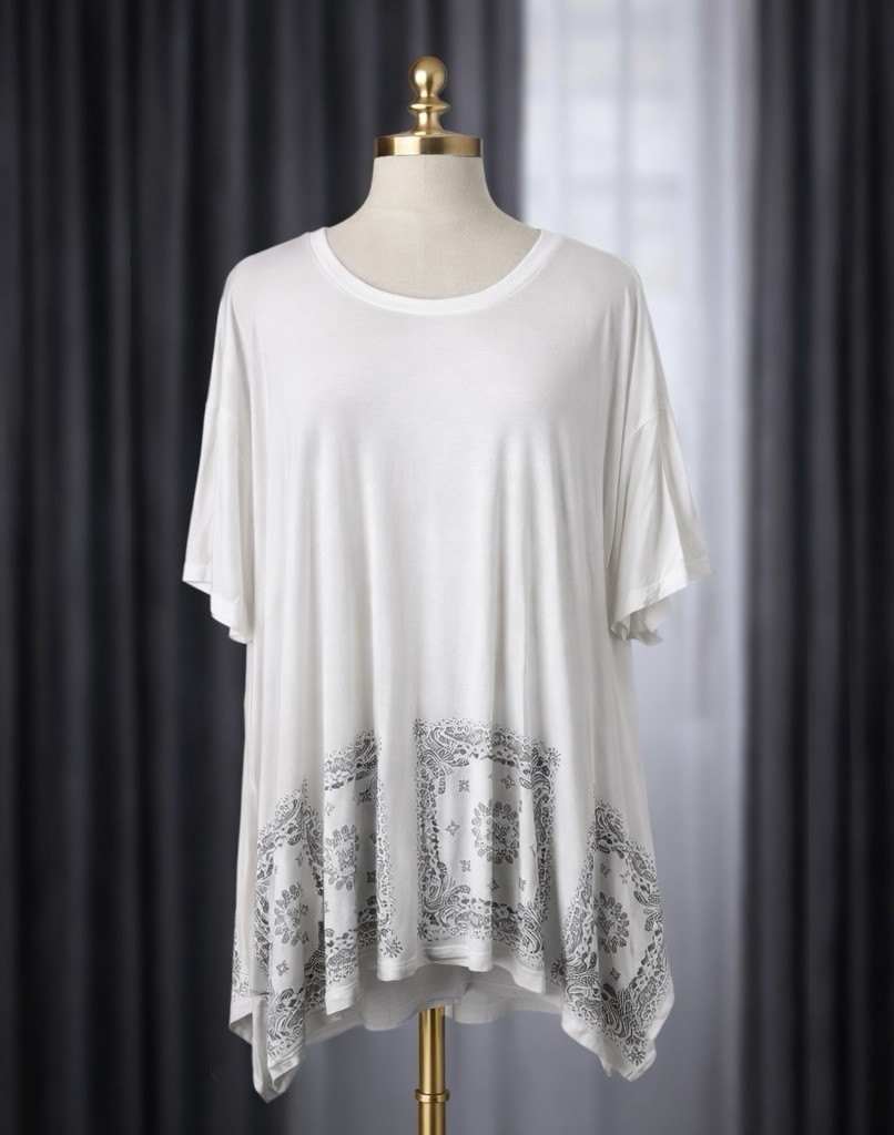 Laurie Felt Silky Rayon Made From Bamboo Paisley Printed Tunic Tee White Size XL