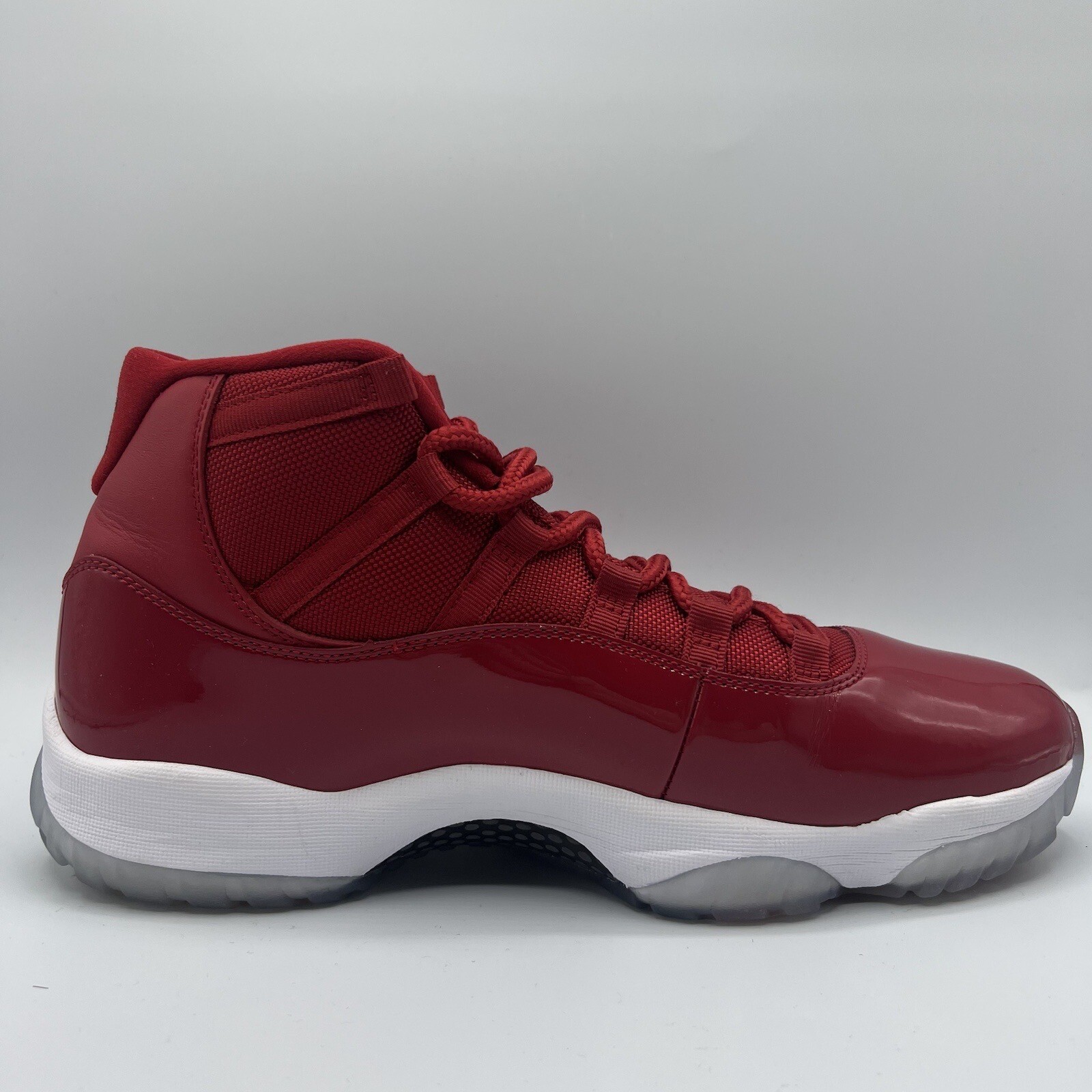 Jordan 11 Retro Win Like 96 (378037-623) Size: 12