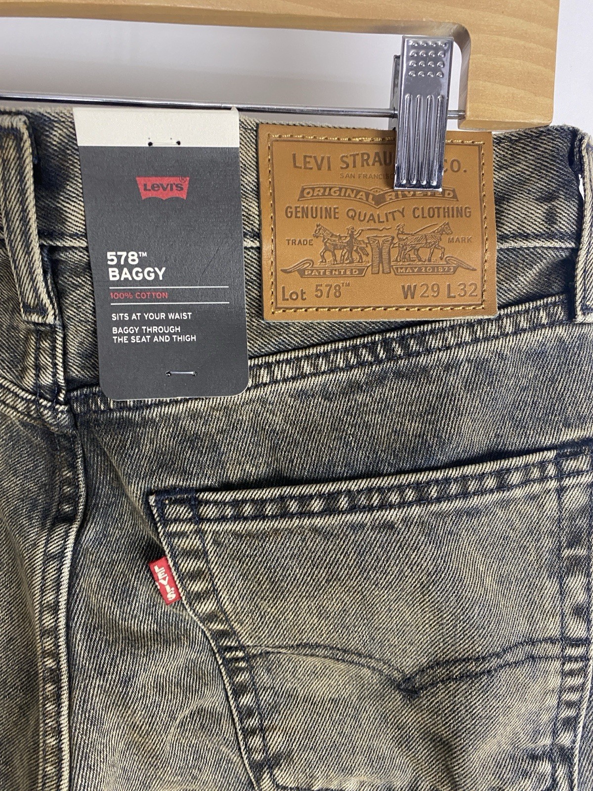 New Levi’s Men’s 578 Baggy Color: Bahamas Tint Down Men’s Size 29