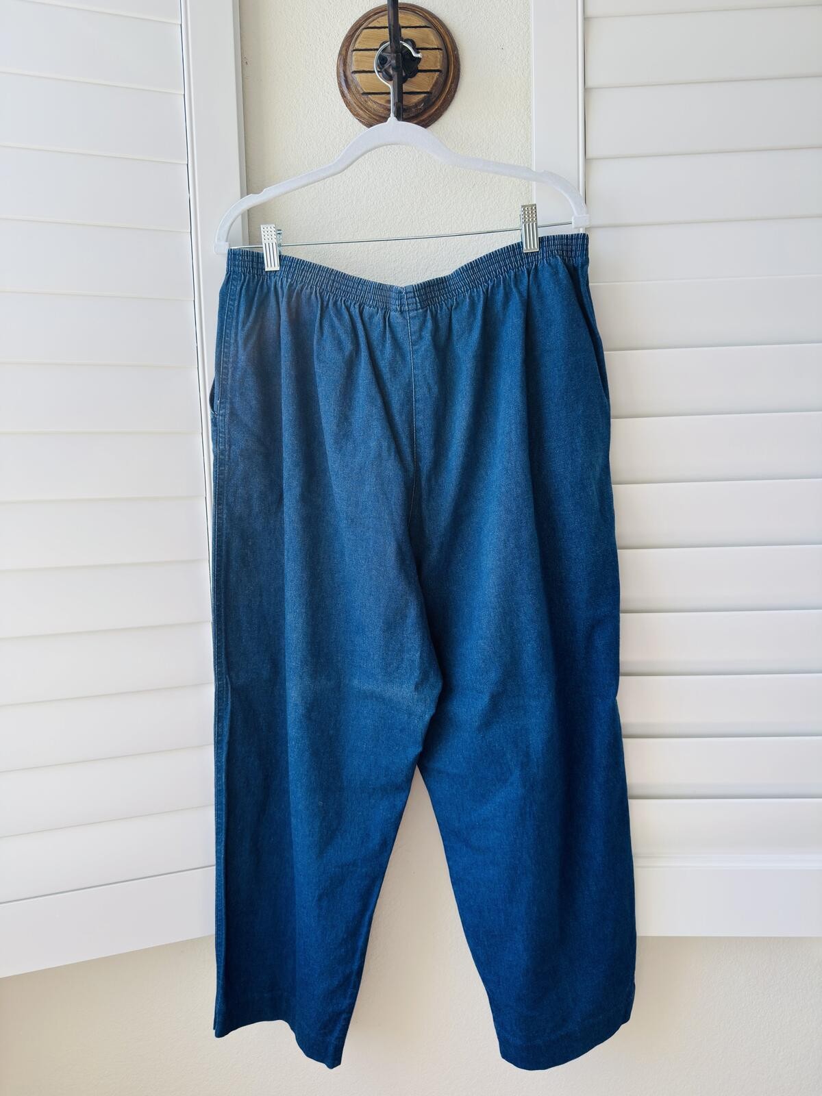 Alfred Dunner Blue Denim Elastic Waist Pants – Size 18