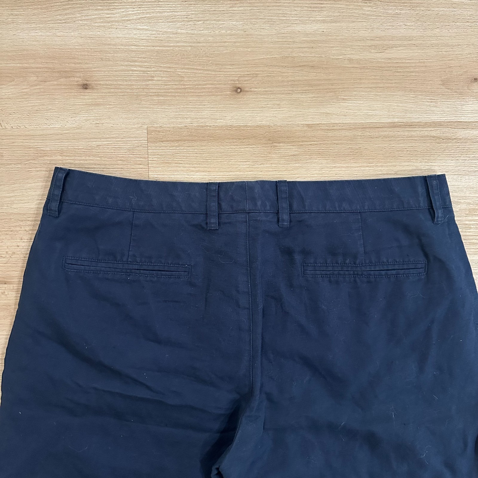 Jomers Van Wyck 10″ Navy Baird McNutt Linen Shorts, size 36, Navy