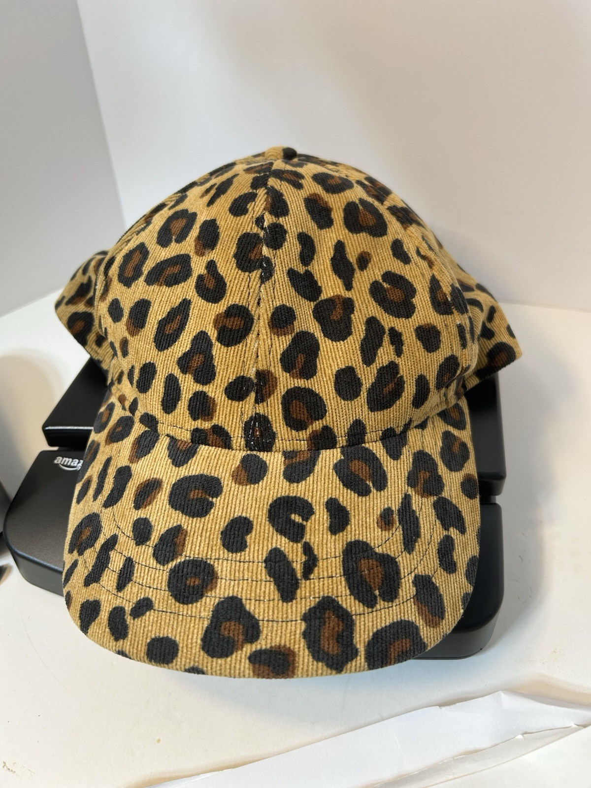 Classic Leopard Print Baseball Cap Lightweight, Quick Dry, Adjustable. Cotton.