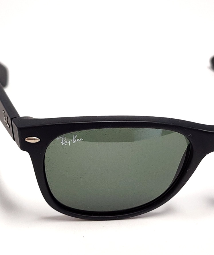 Ray Ban Wayfarer Matte Rubber Black Sunglasses RB2132 622 Unisex*