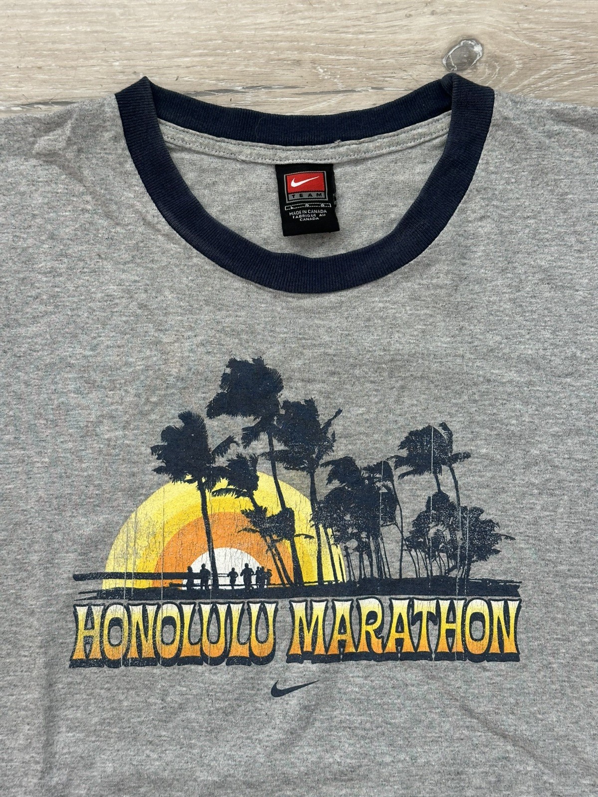 Vintage 2003 Nike Honolulu Marathon Center Swoosh T-Shirt Large Gray Boxy RARE