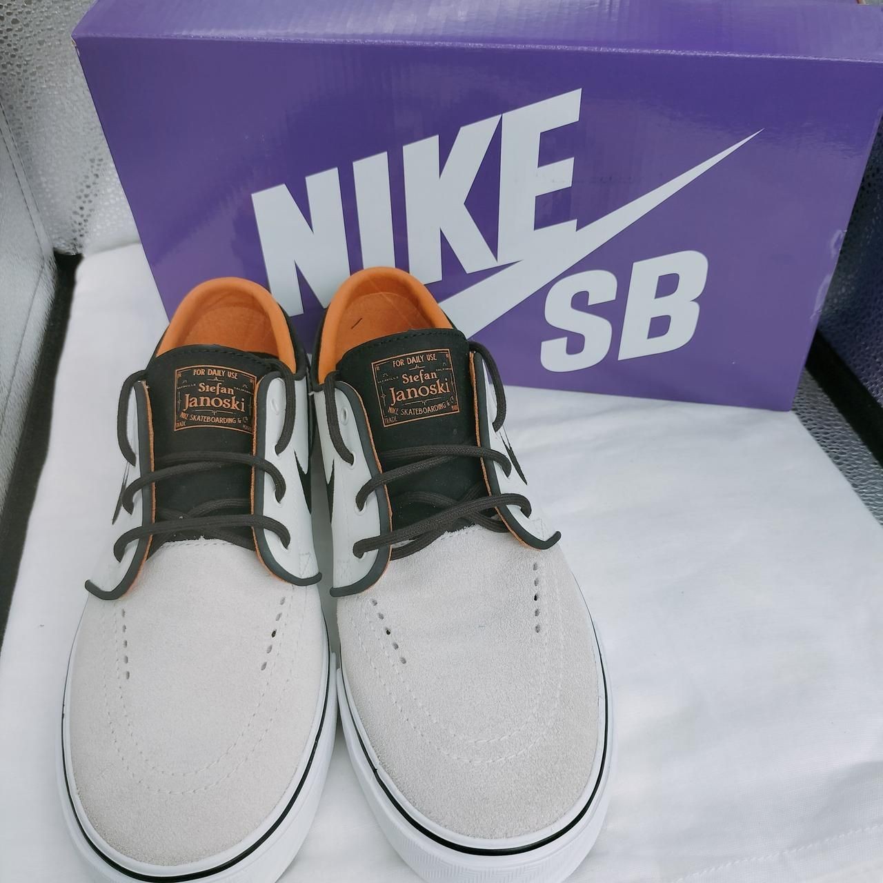 NIKE Sneakers FZ-1234-001 Used