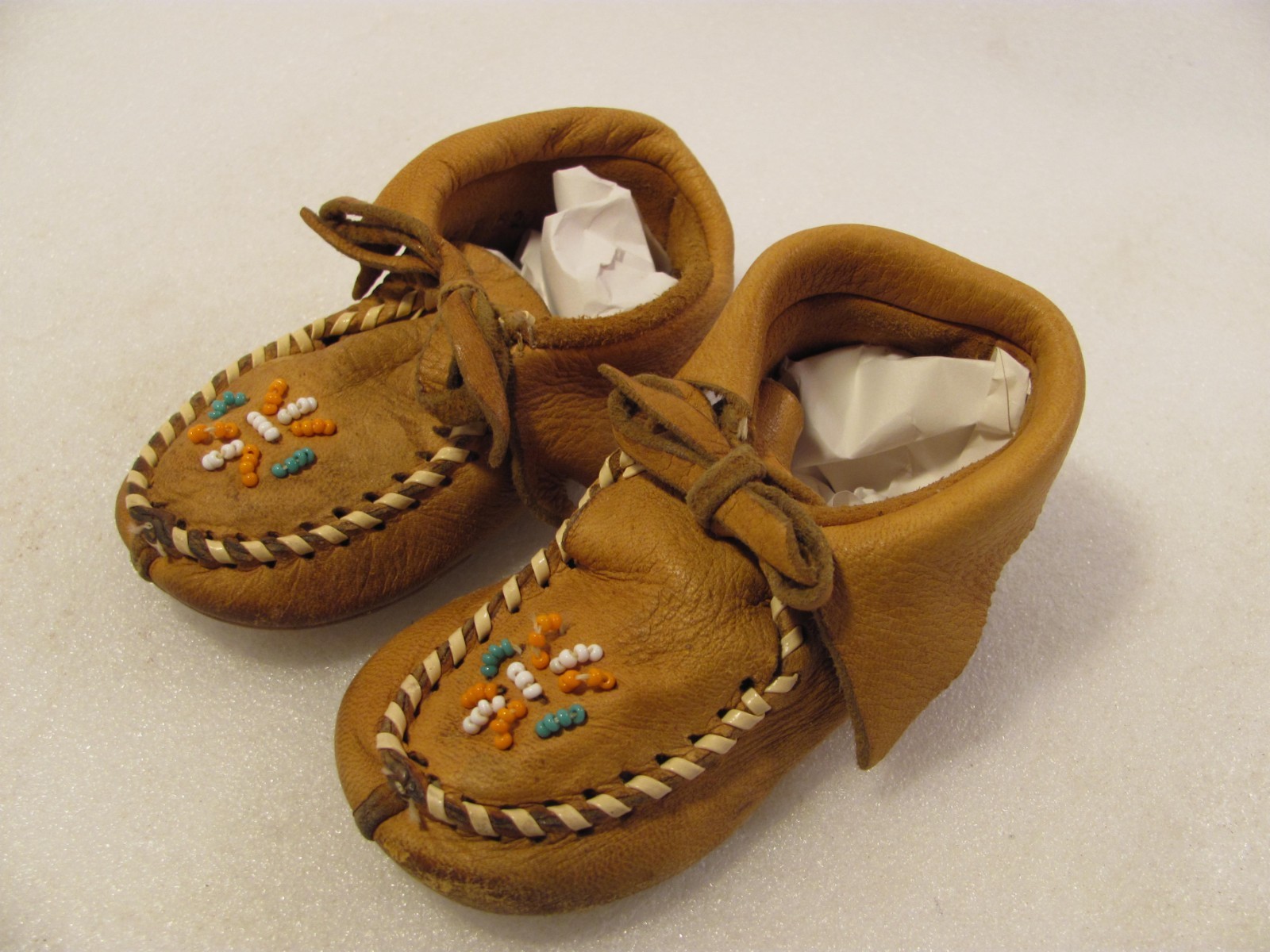 Baby Moccasins Size 4.5 Inches Genuine Brown Leather Vtg Beaded Decor Cute