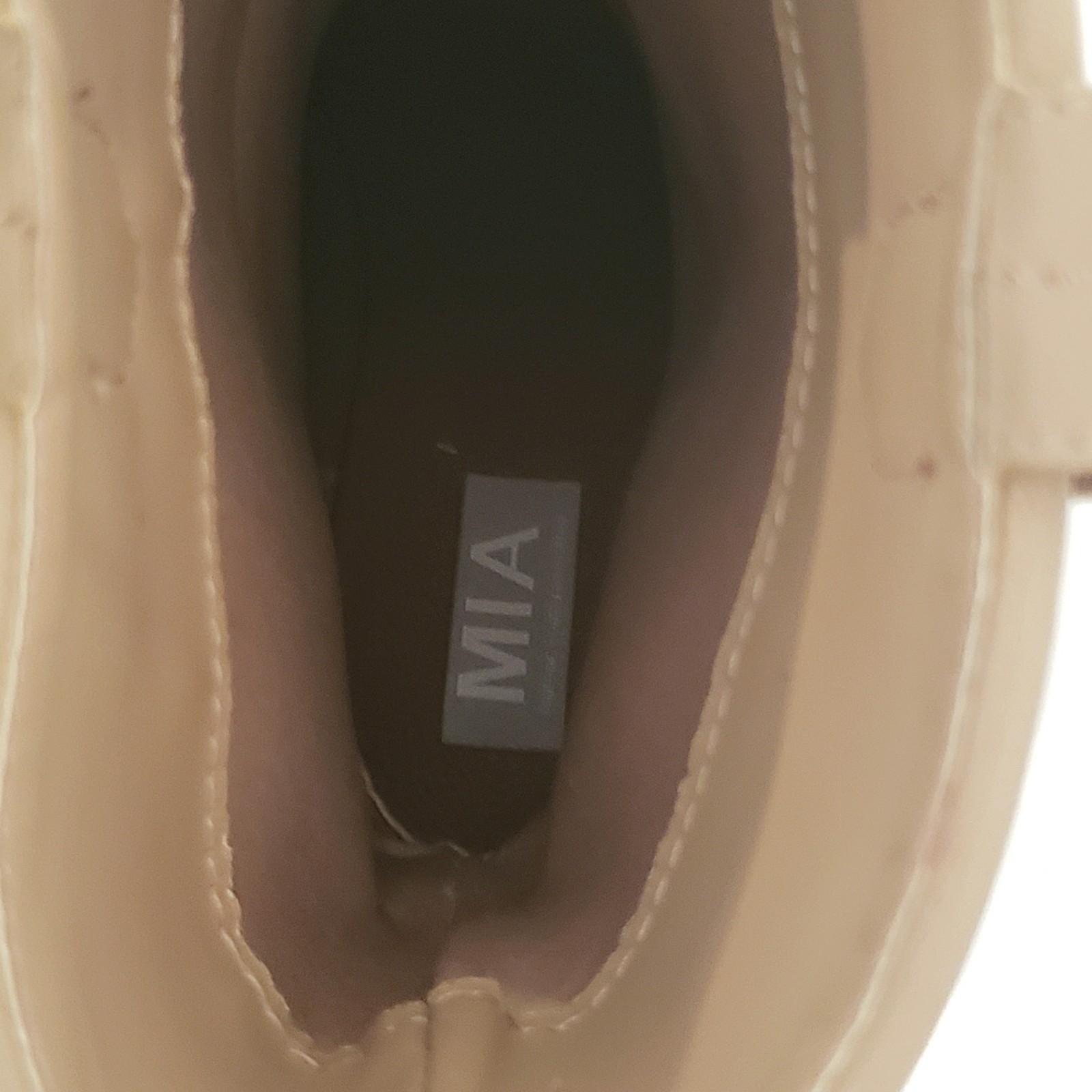 MIA Beige Boots Size 8.5M