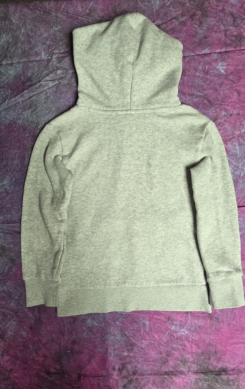 🩶 PUMA Kids’ Gray Pullover Hoodie – Size XS (5/6)