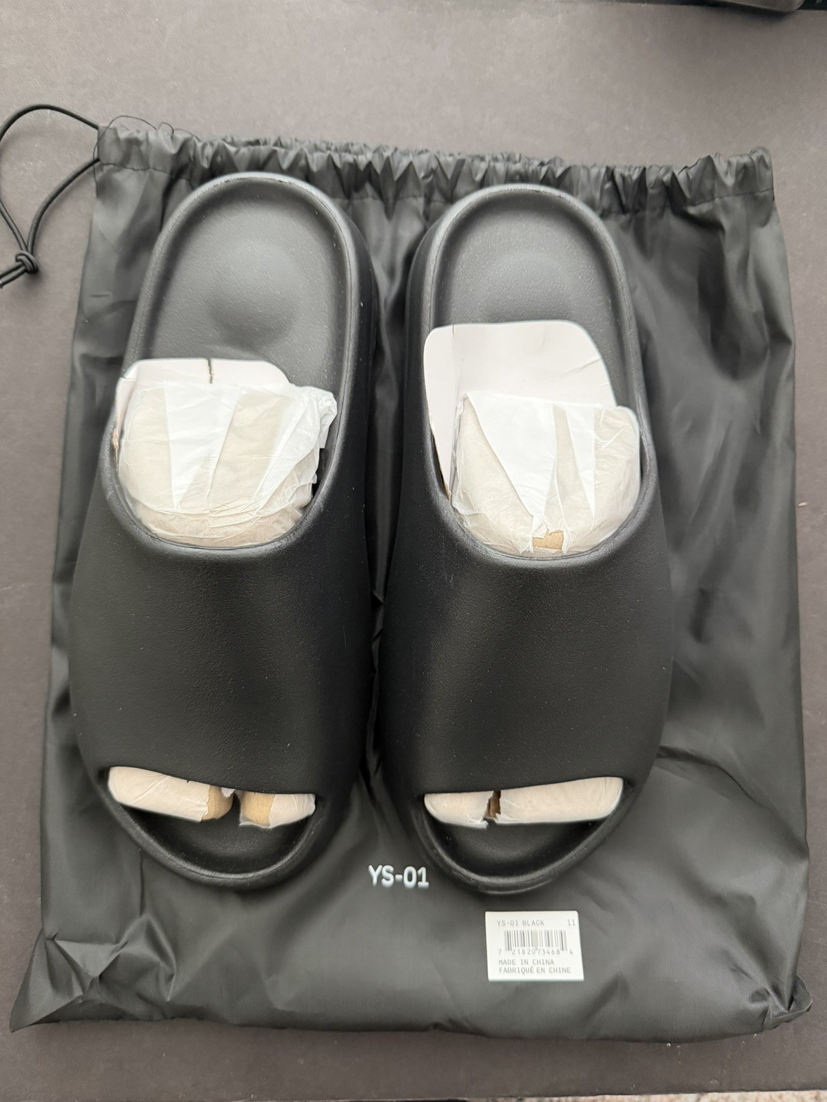 Yeezy Slide YZY YS-01 Black Color – Sz 11