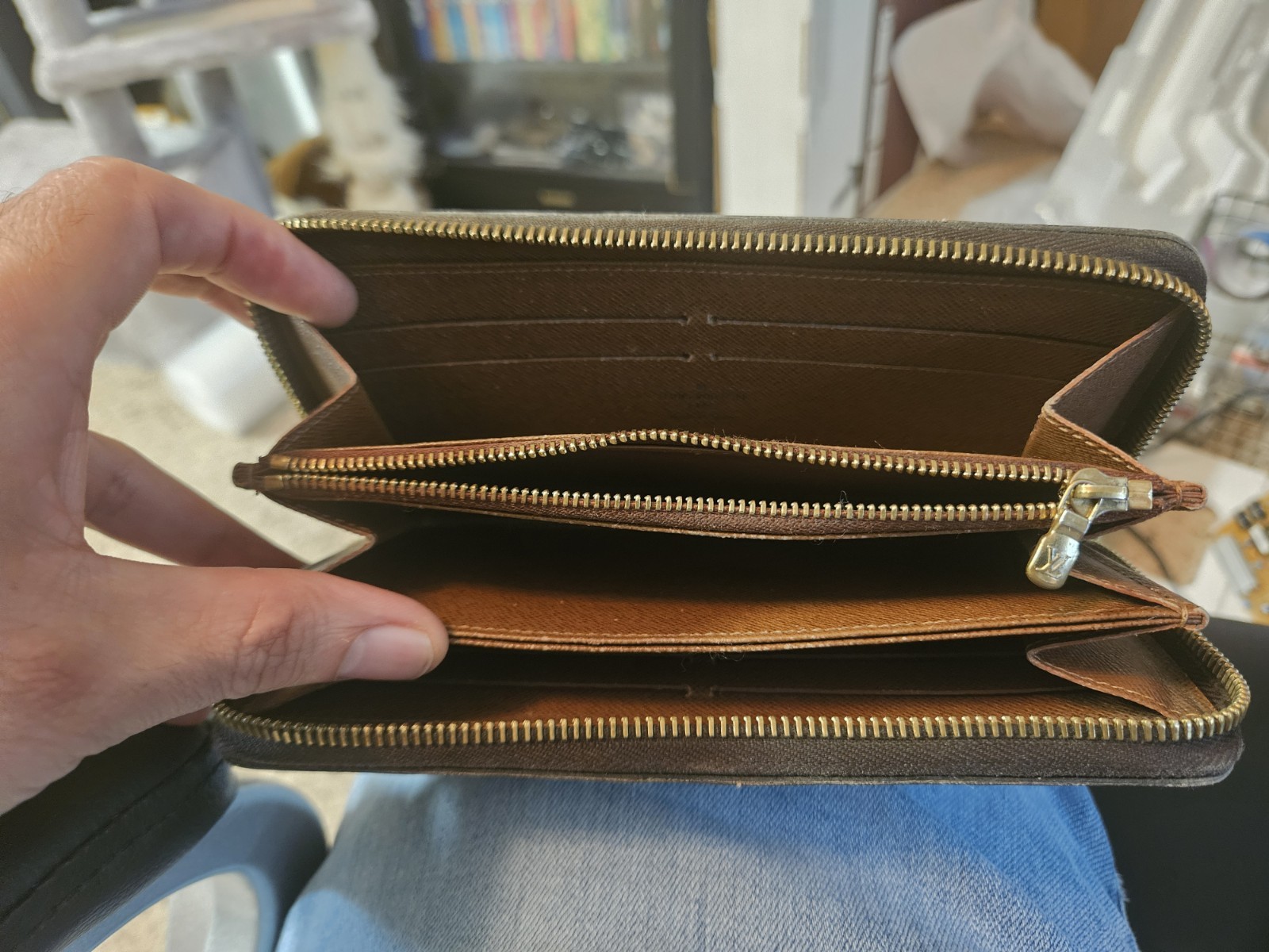 LOUIS VUITTON Monogram Canvas Zippy Long Wallet – Brown