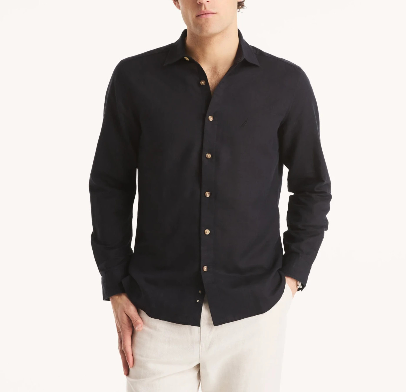 Nautica Men’s Breathable Lightweight Classic Fit Long Sleeve Linen Shirt Black L