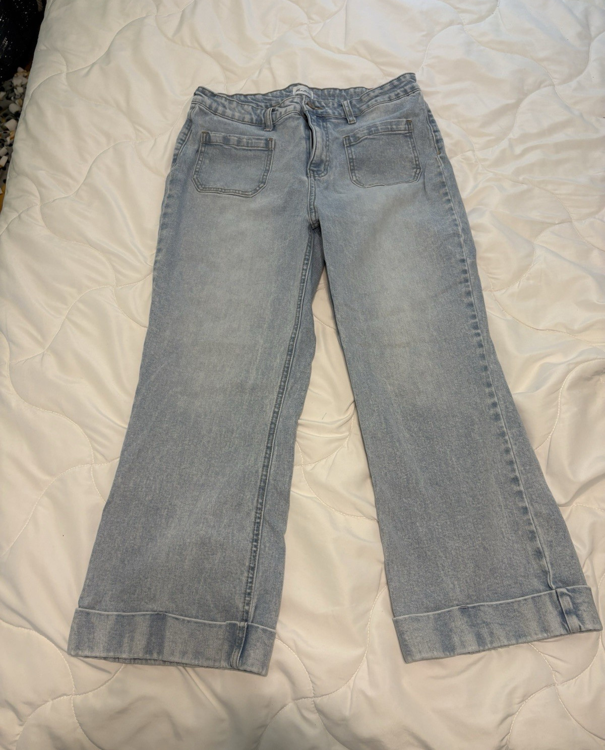 KanCan Women’s Wide-Leg Light Wash Blue Denim Stretch 5-Pocket Button Jeans