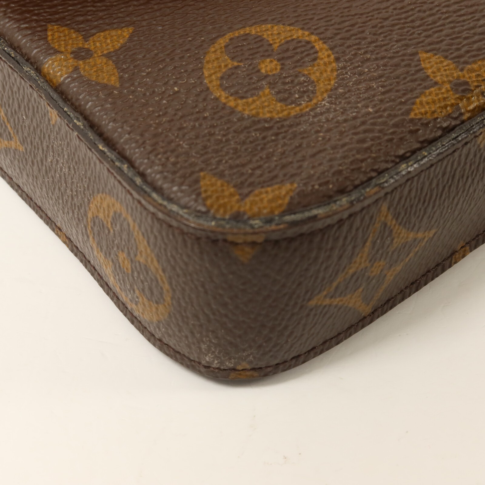 LOUIS VUITTON LV GHW Pochette Felicie Chain Shoulder M61276 Monogram Brown/Red