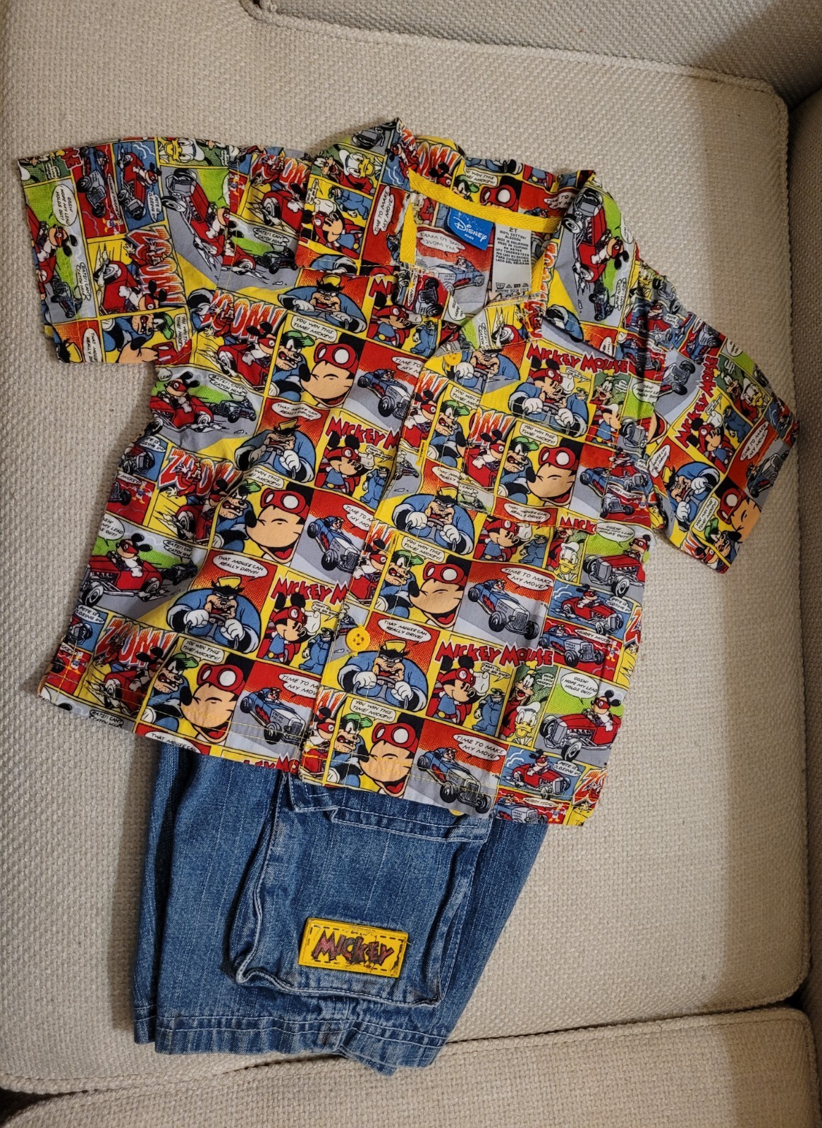 Boy’s Disney Comic Strip Button Front Short Set 2T Mickey Mouse