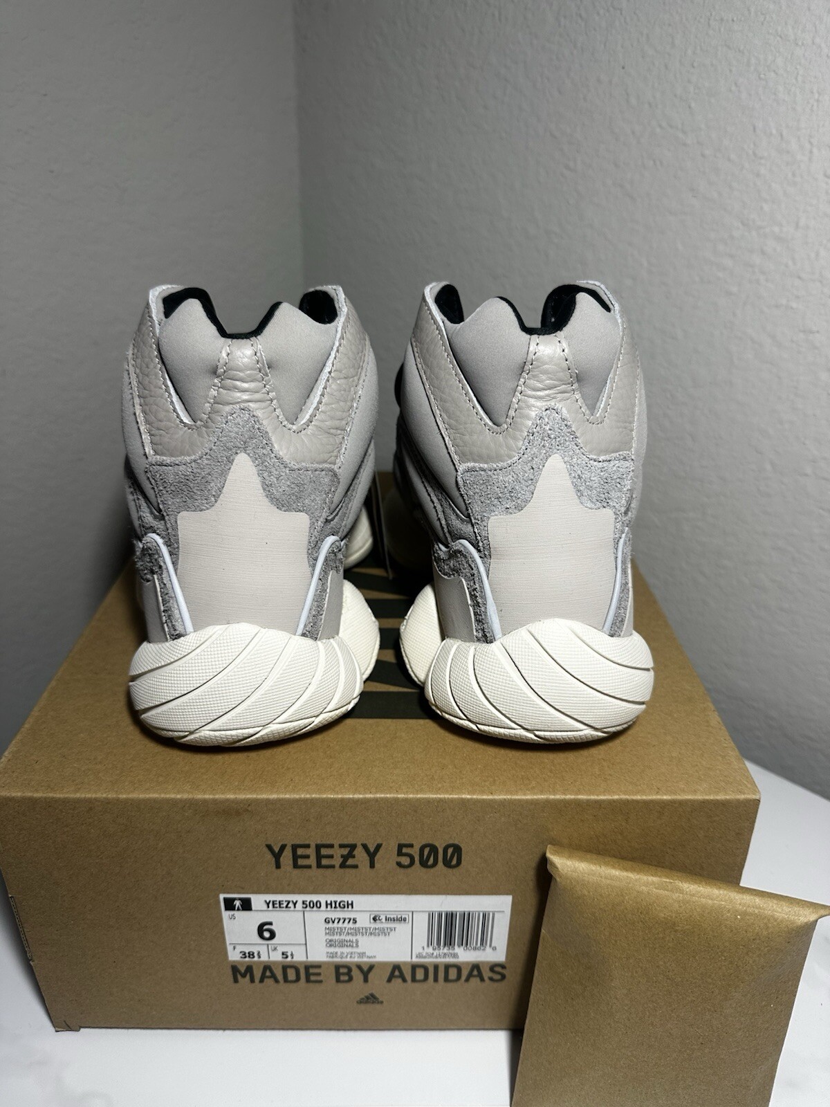 Size 6 – adidas Yeezy 500 High Mist Stone – Brand New