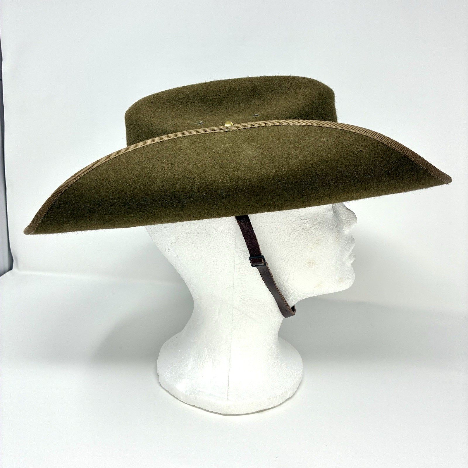 VTG Australian Army Slouch Hat 54 Khaki Fur Felt 6 3/4 Mountcastle S/XS EUC