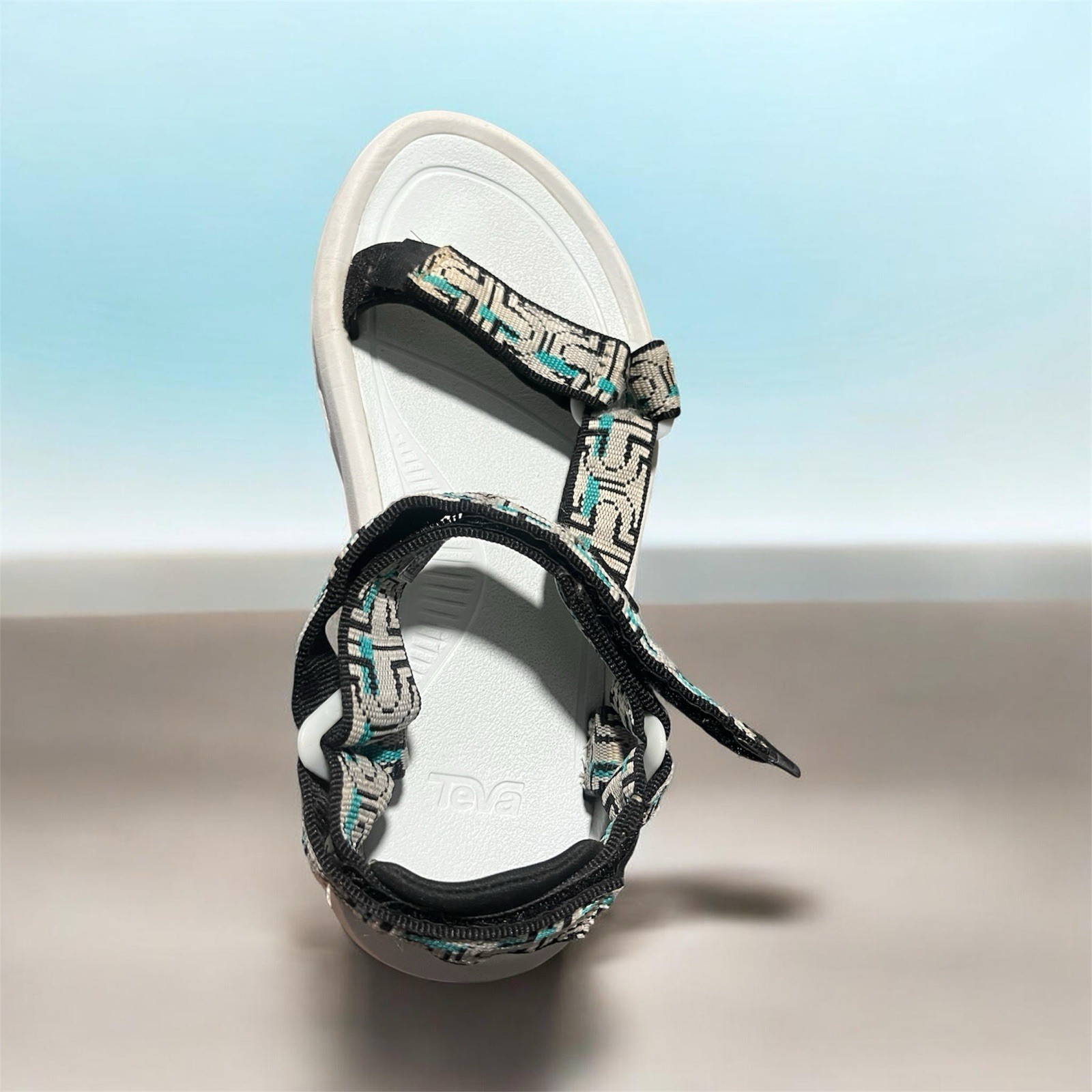 Teva Hurricane XLT2 Womens Size 6 Sandals Nouveau Glacier Grey Hiking 1019235