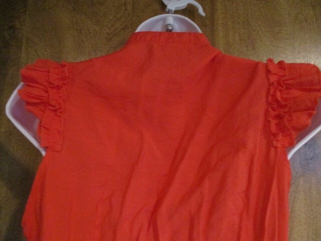 MINE Red Ruffled Blouse w/Tie Back,2 Buttons,& Zipper 60%Cotton 40% Polyester LG