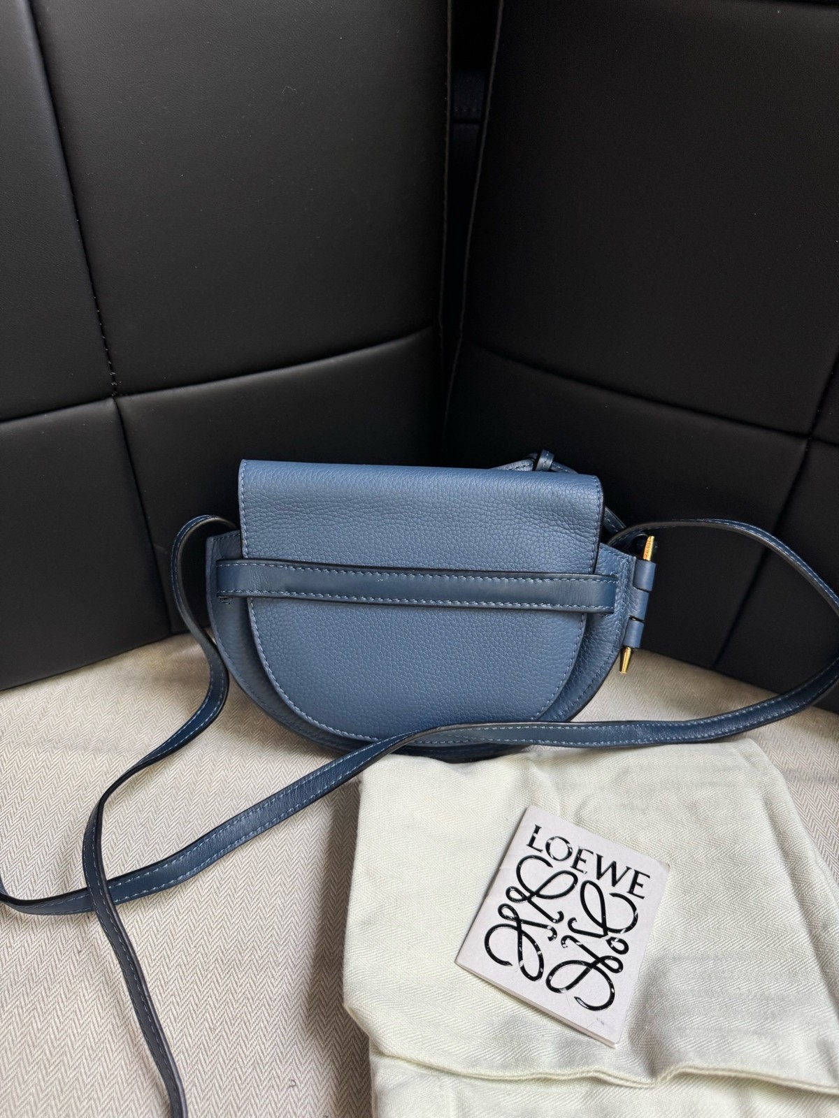 Loewe Pre-Owned Authentic Saddle Bag 18×6×15.5 Free Tracked Shipping