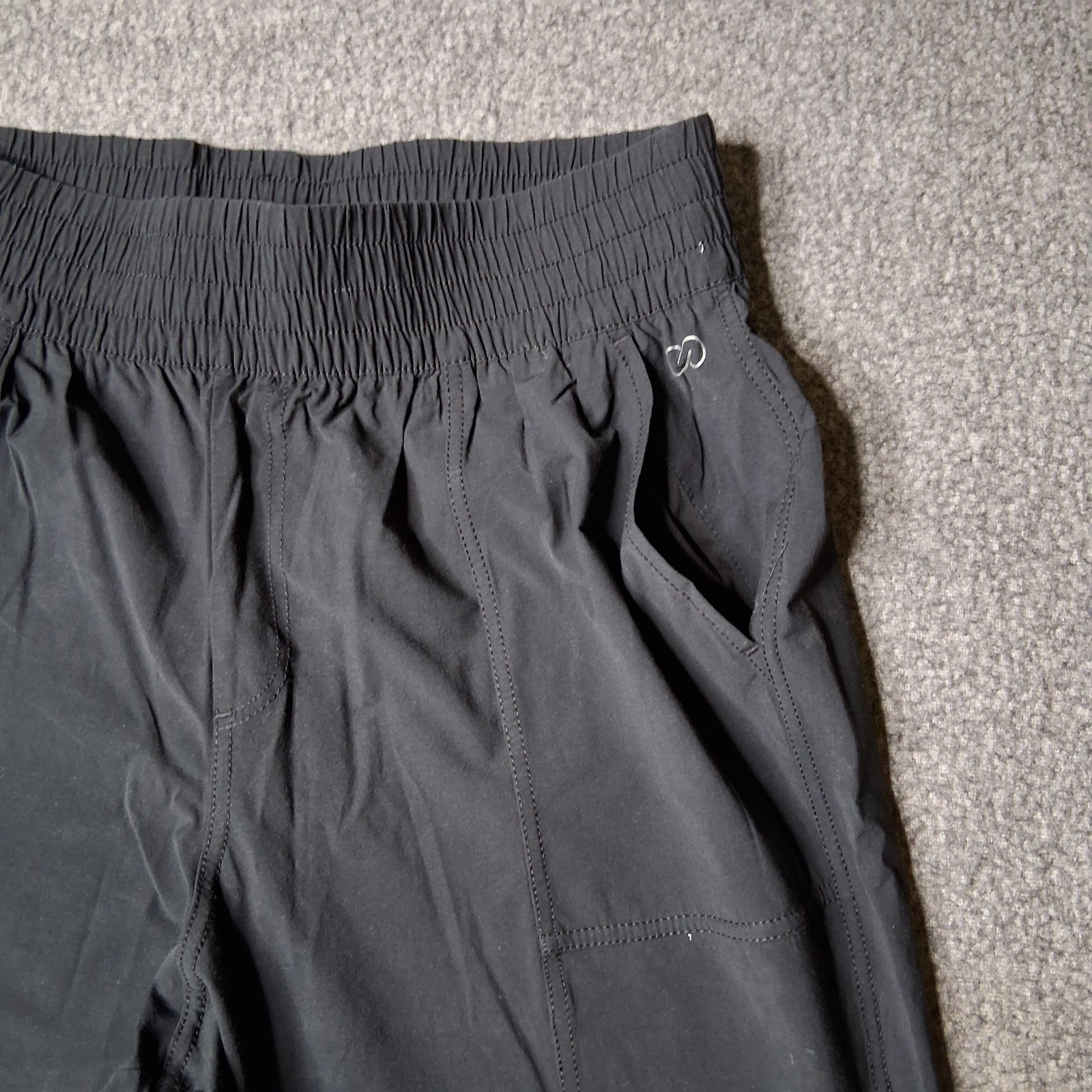 Calia Women’s Black Yoga Pants Size L Tapered Leg Ankle Zip Athletic Pants