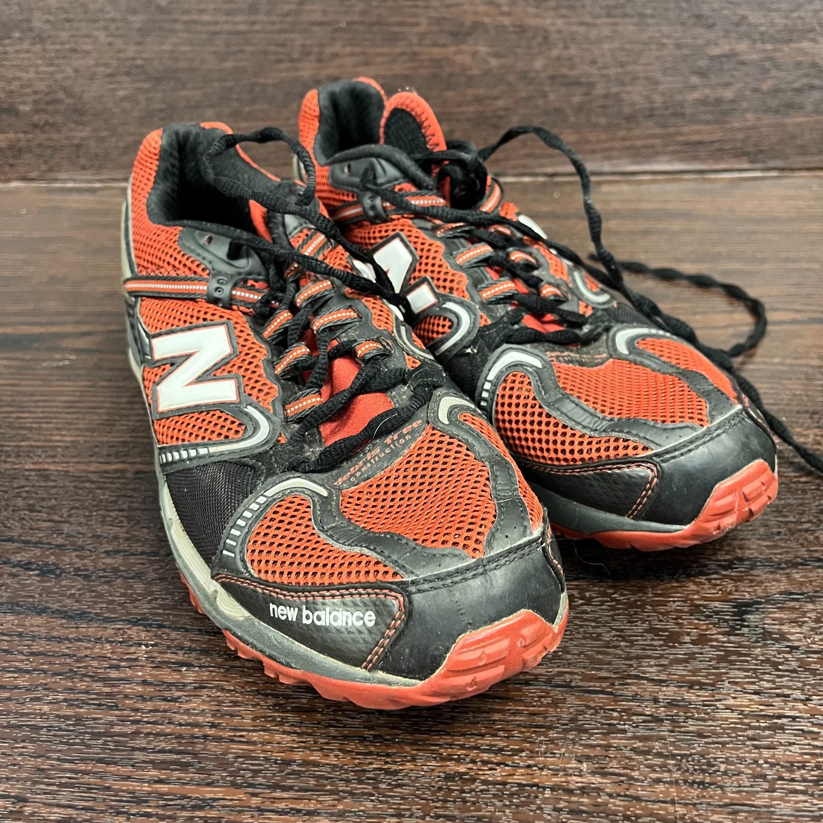 New Balance MT876OR Men’s Running Shoes US 9 Red/Black 876 All Terrain Trail