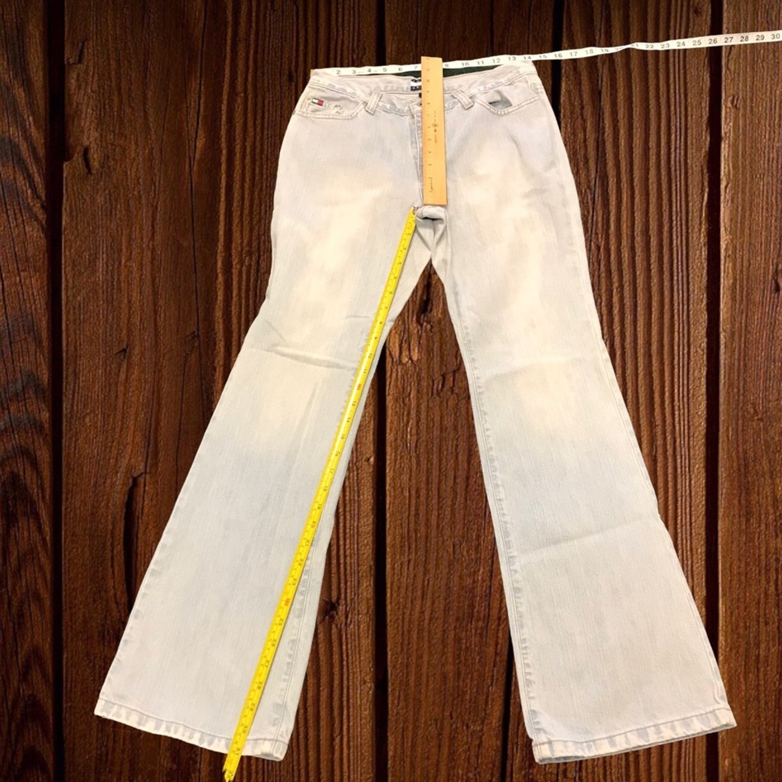 Tommy Hilfiger Jill Jean mid rise flared leg NWT size 7