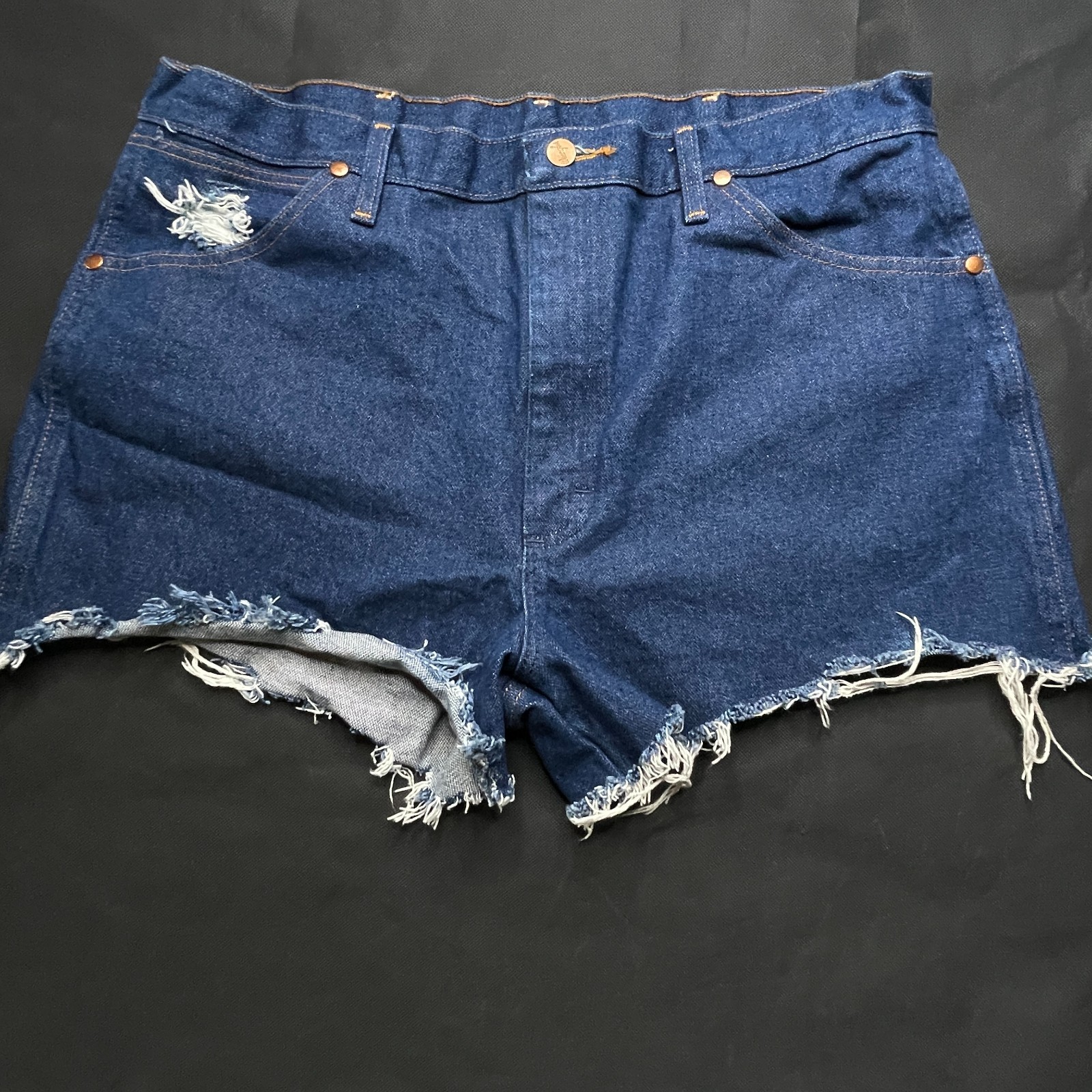 Wrangler 13MWZ Cutoff Shorts Womens 12 High Rise Distressed Blue Denim Western