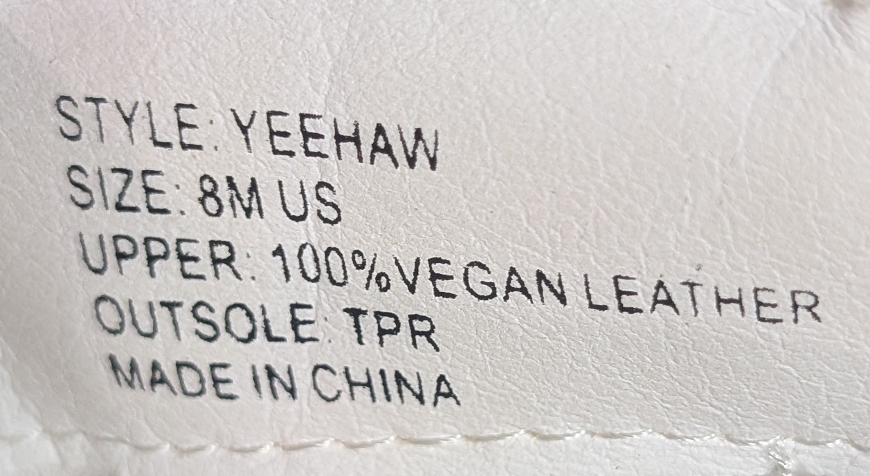 Charles Albert “Yeehaw” Boots Woman’s 8M Modern 100% Vegan Leather White Pull On