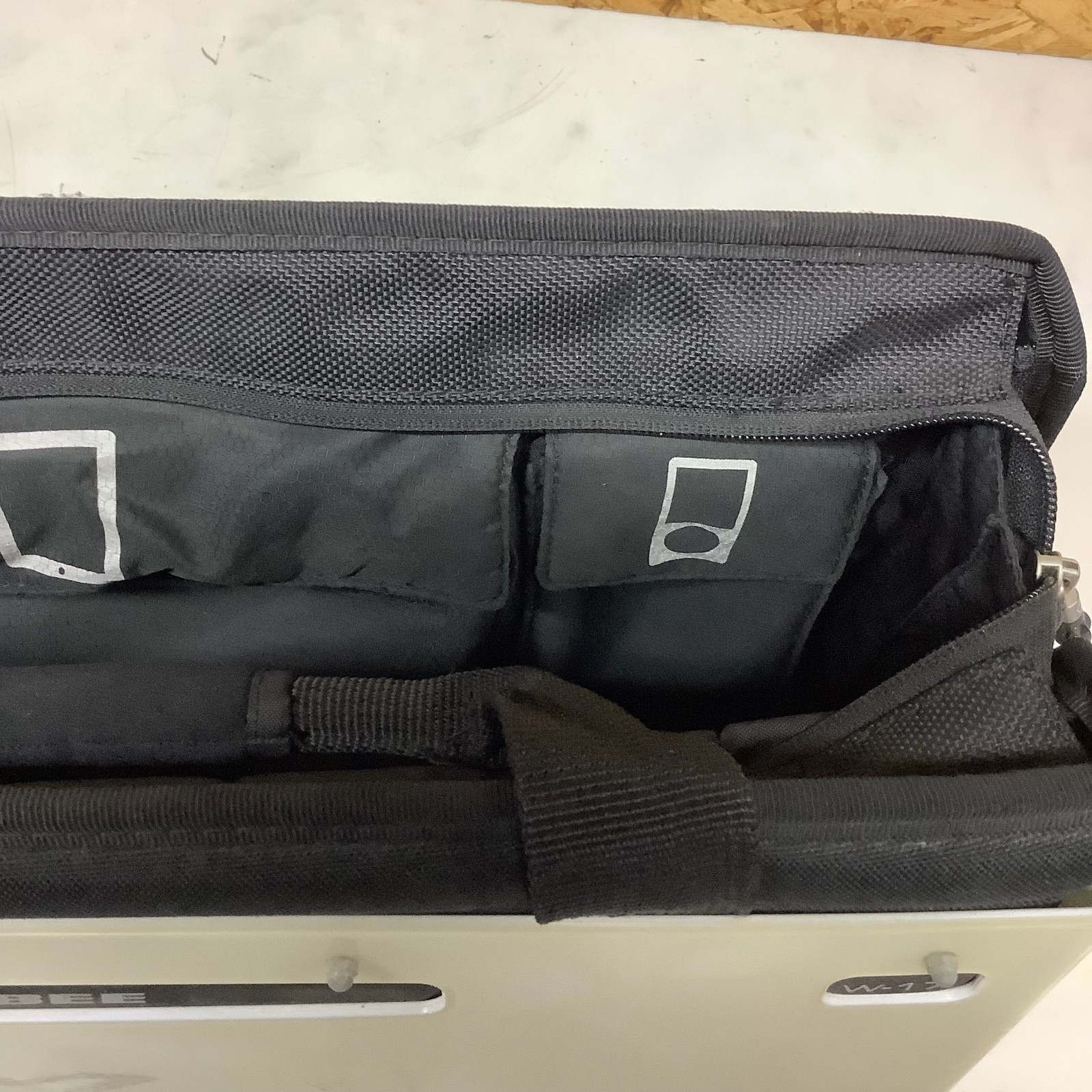 BOBLBEE W-17 Hard Shell Briefcase Business Bag With Strap
