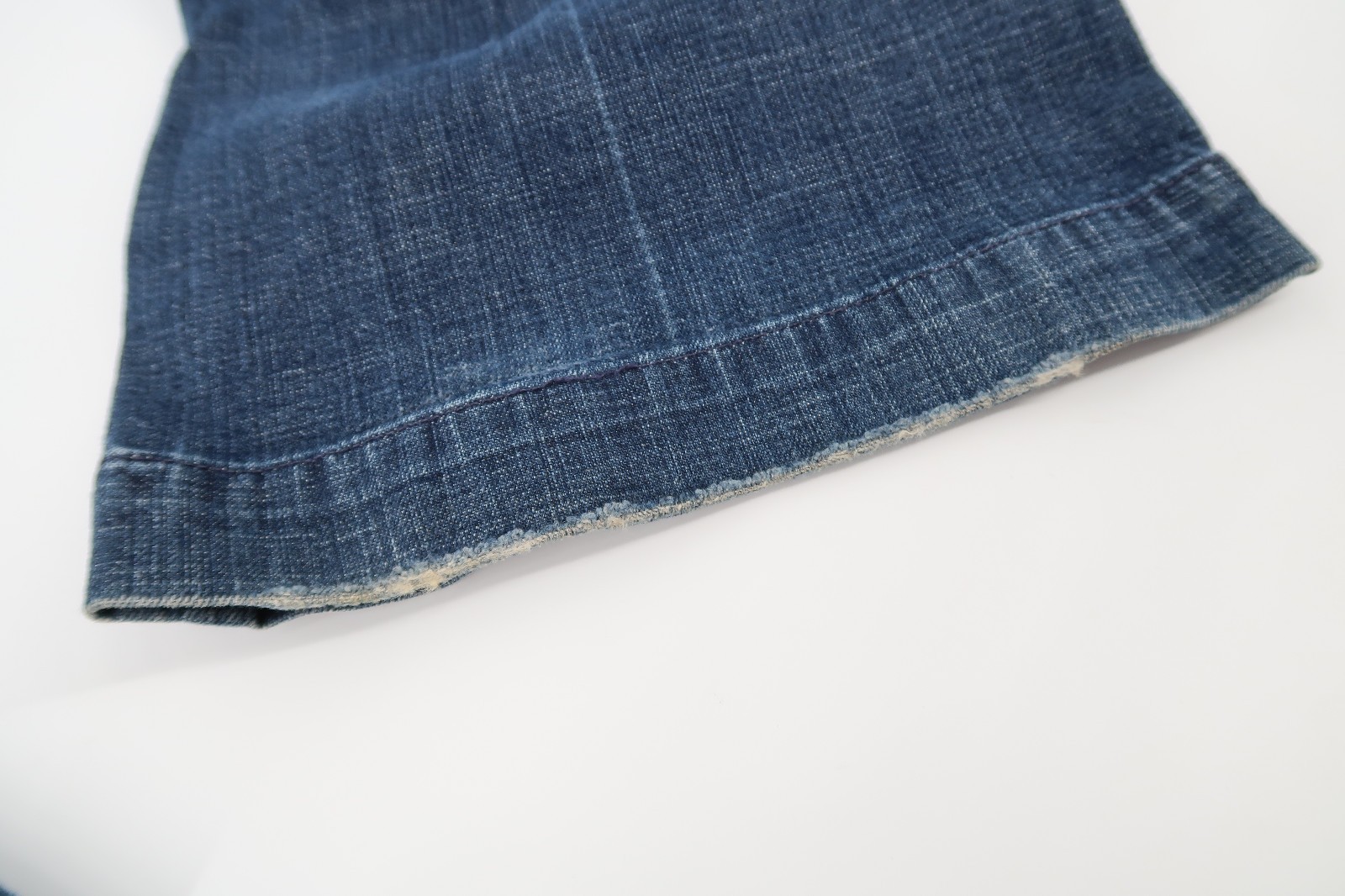 7 For All Mankind DOJO Jeans Wide Flare Leg Womens Sz 29 32X34 7FAM Rare Pockets