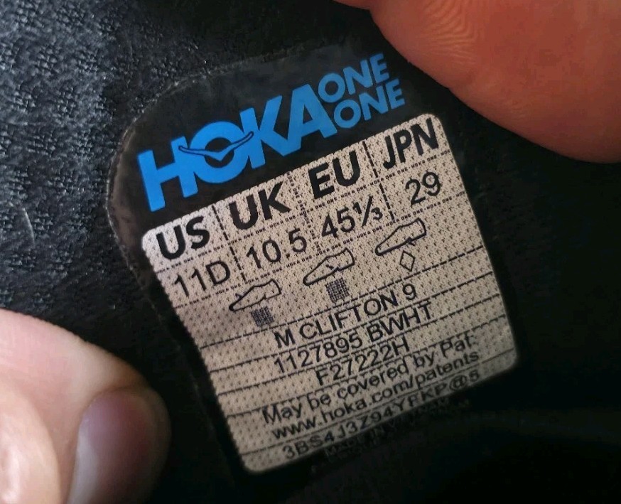 Hoka One One Clifton 9 Mens 11 D Black White Gym Running Shoes Sneakers