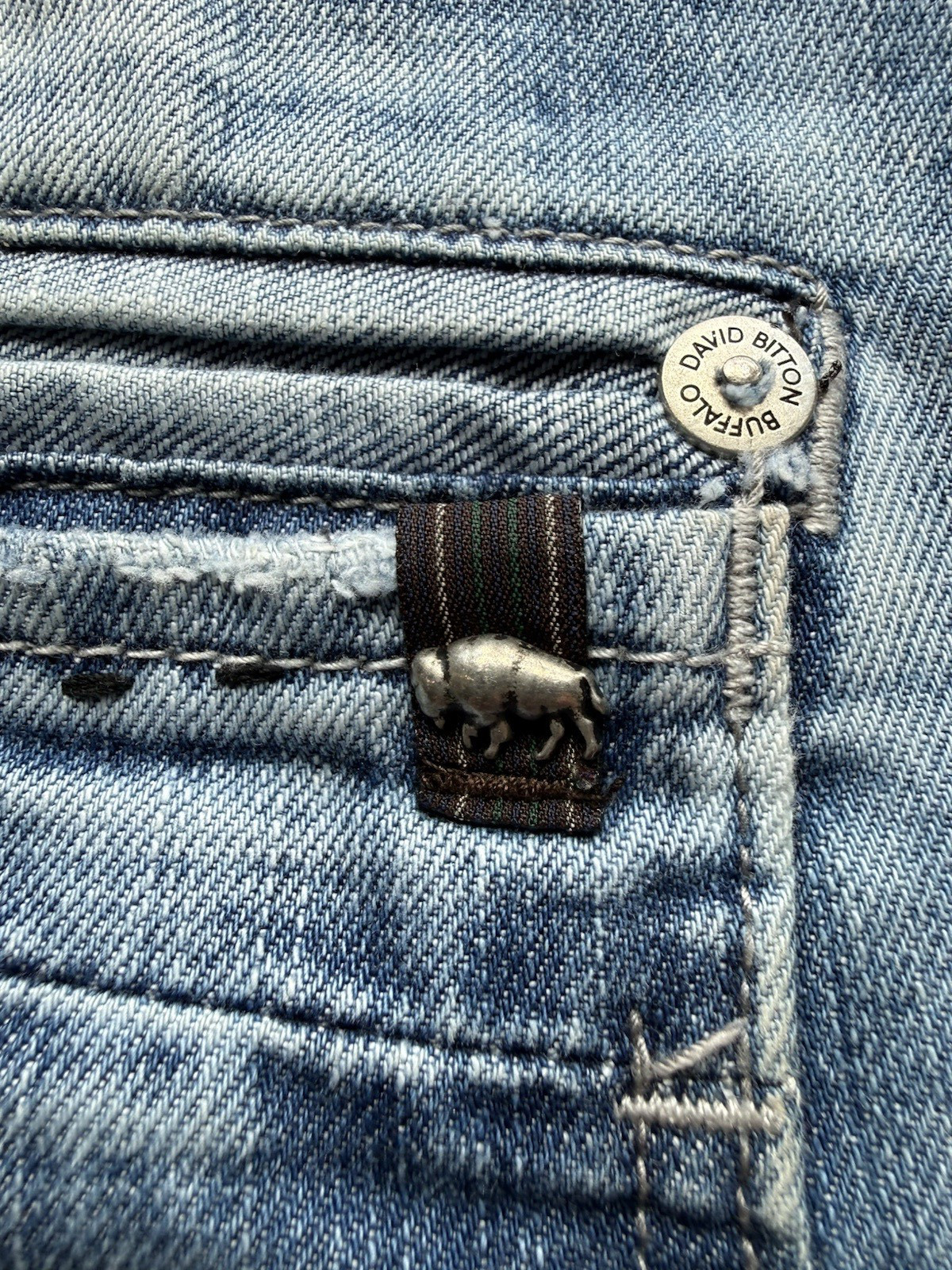 Buffalo David Bitton Distressed Blue Denim Boot Cut Jeans Mens Size 34 x 30
