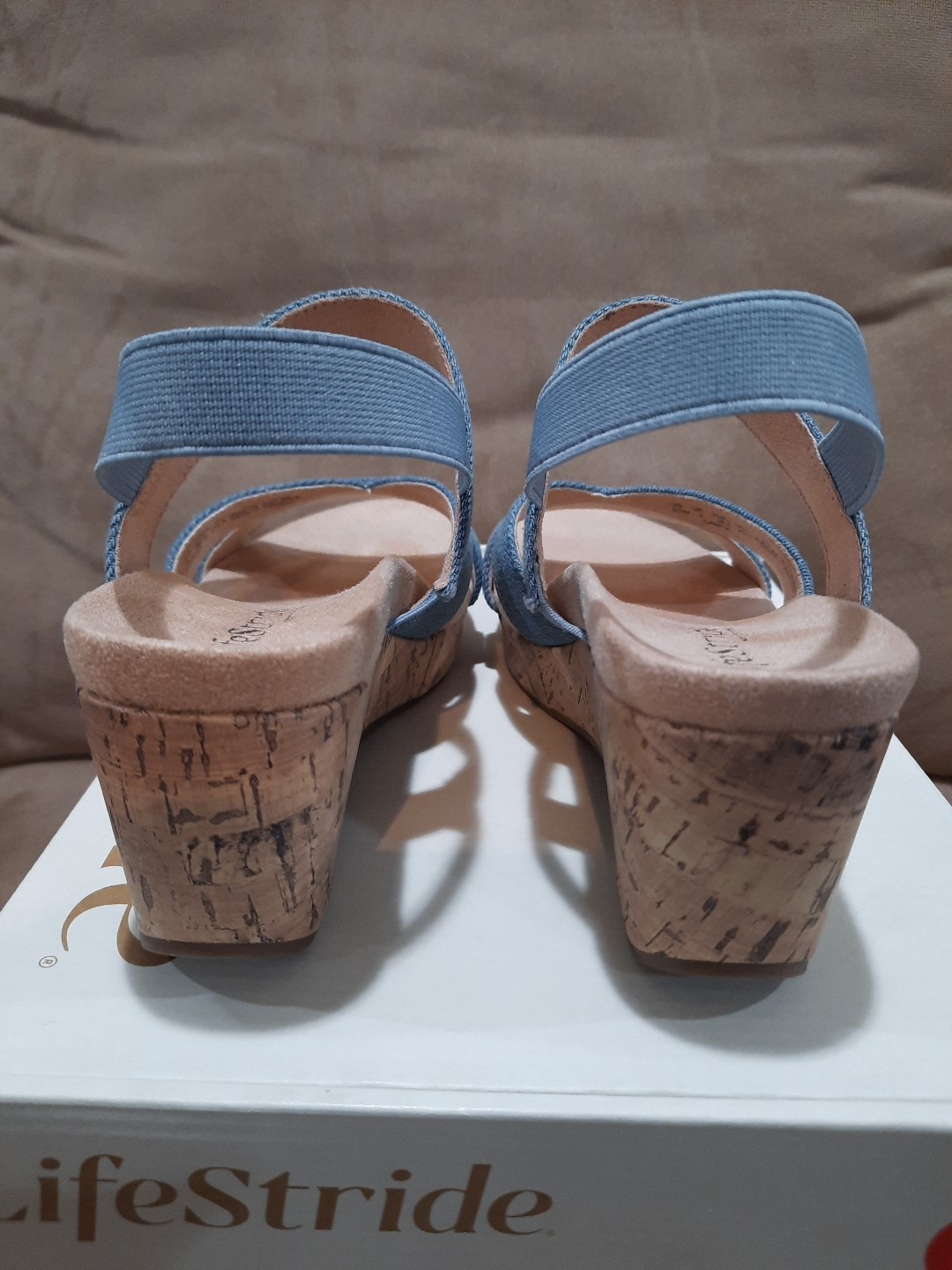 NEW Life Stride Delta Blue Denim Strappy Wedge Sandal Sz. 6.5 Comfort Technology