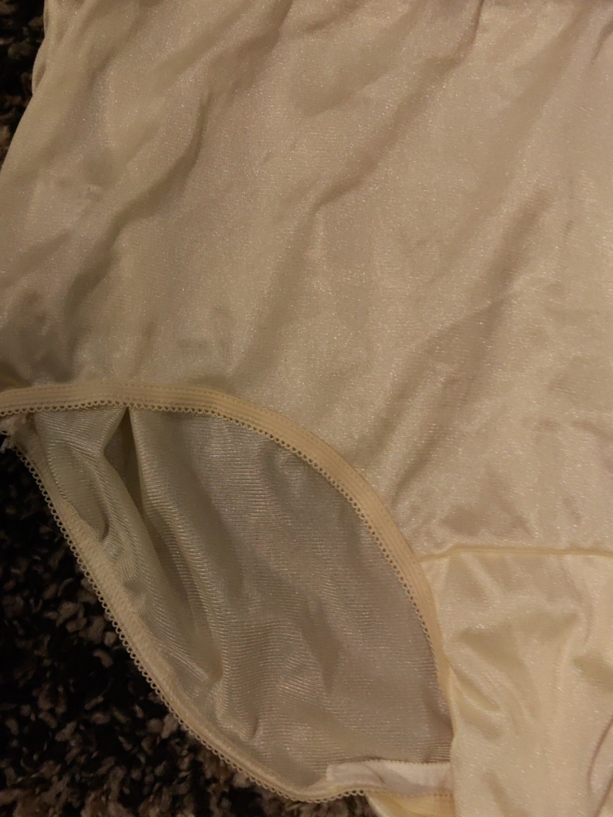 Size 9 Vintage Scanties Brief Panties. 100% Nylon Silky Soft Ivory