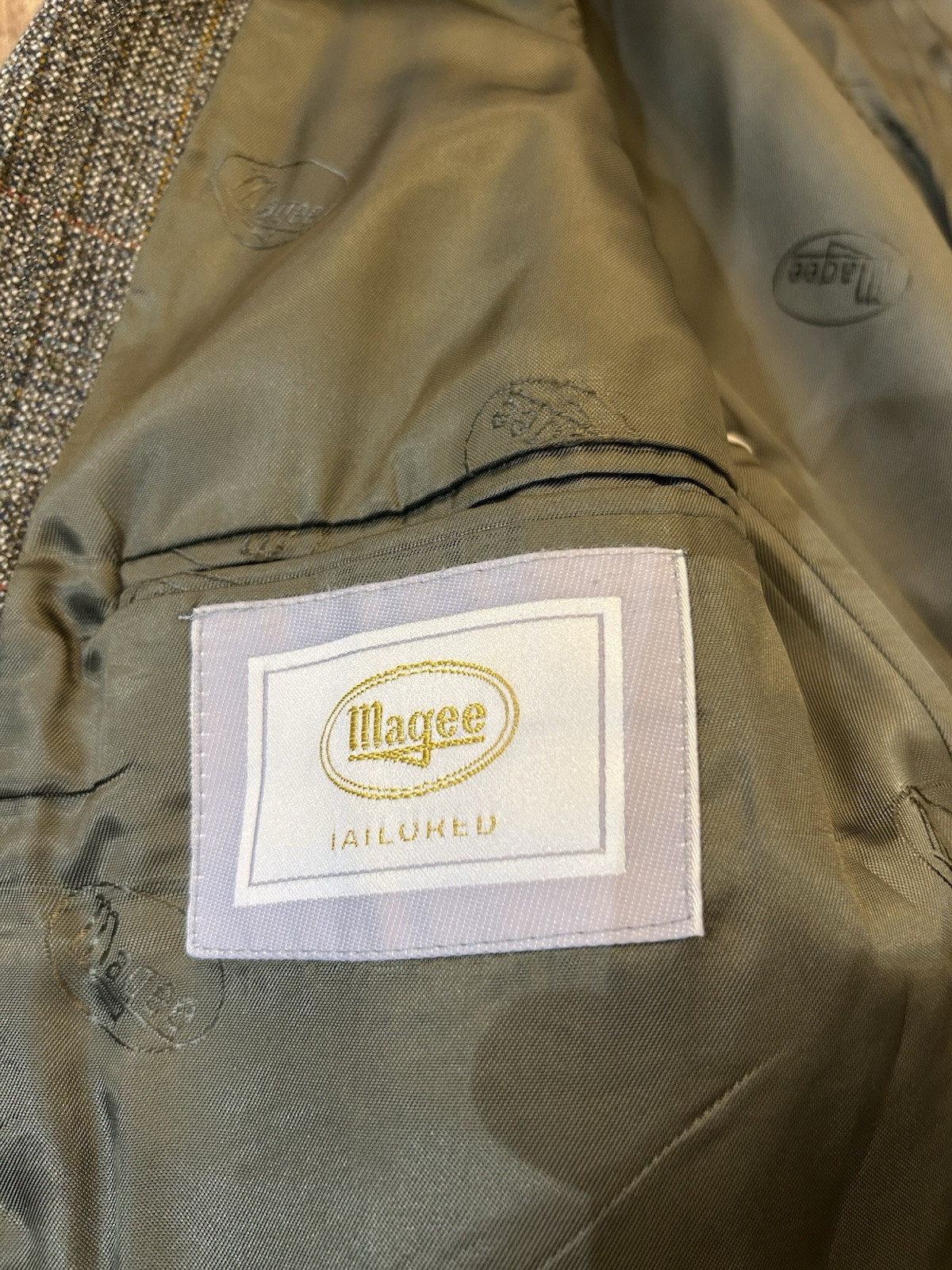 Magee Tweed Jacket Men’s Size 44, Brown/Green Smart Casual Any Season.