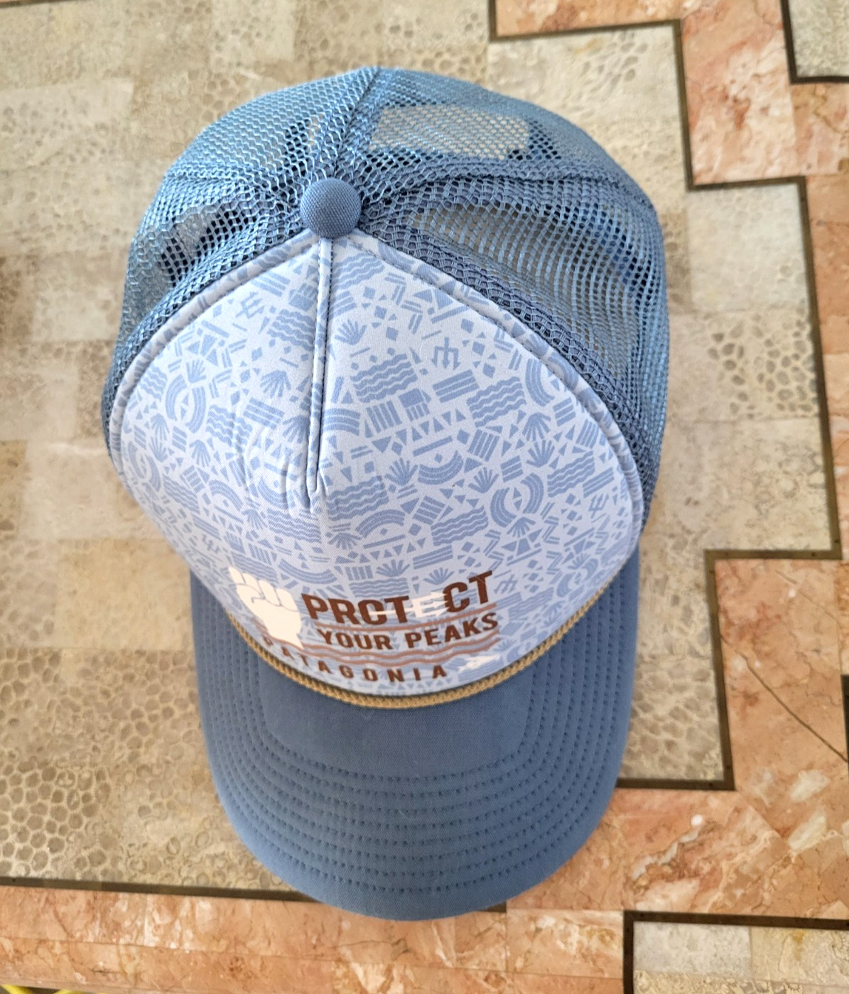 Patagonia Protect Your Peaks Trucker Hat Cap – Snapback- Worn 1 Time – For Mens