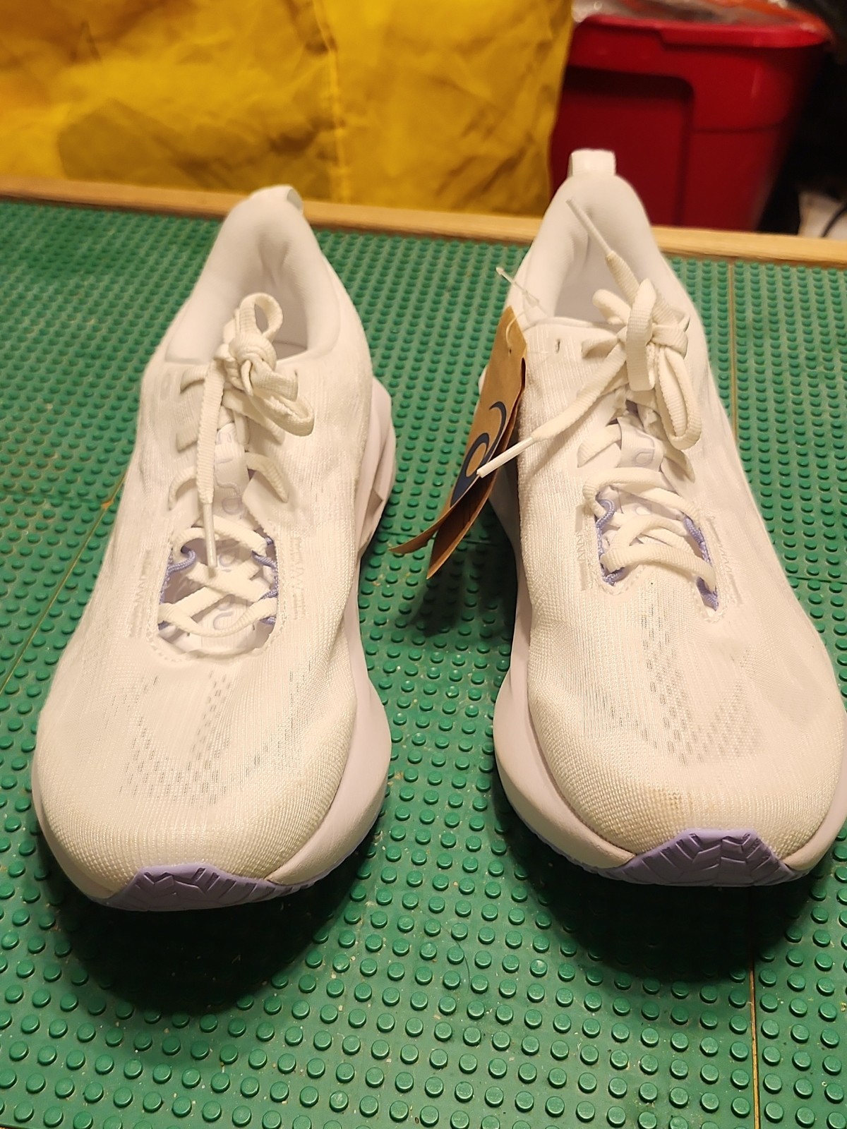 Asics Novablast 5 Running Shoes Women’s Size 8 White/Lilac Hint 1012B765-103