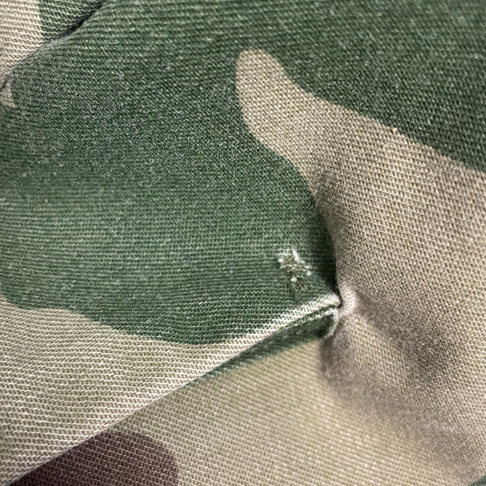 Vintage 90s Buck Apparel Camo button down jacket distressed unisex streetwear L