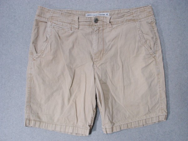 TD09420 **AMERICAN EAGLE** CARGO DENIM JEAN SHORTS 38 (msr 38″x9.5″) BEIGE