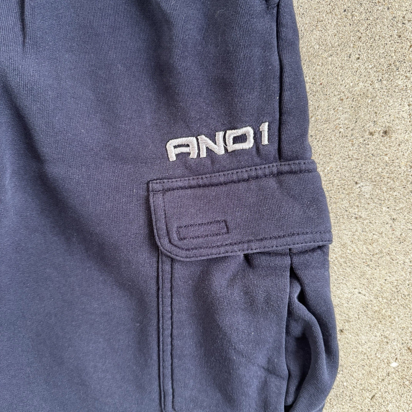 AND1 Men’s Navy Fleece Cargo Sweatpants L Relaxed Fit Drawstring Pockets