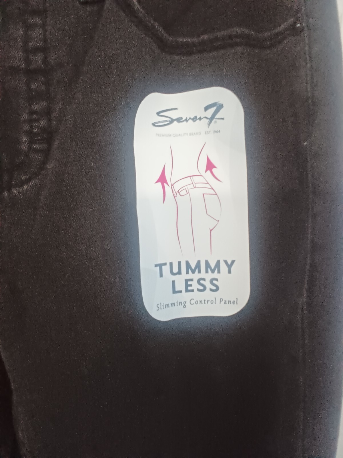 NWT Seven 7 Womens Size 4 Black Tummy Less Slimming Jeans (O)