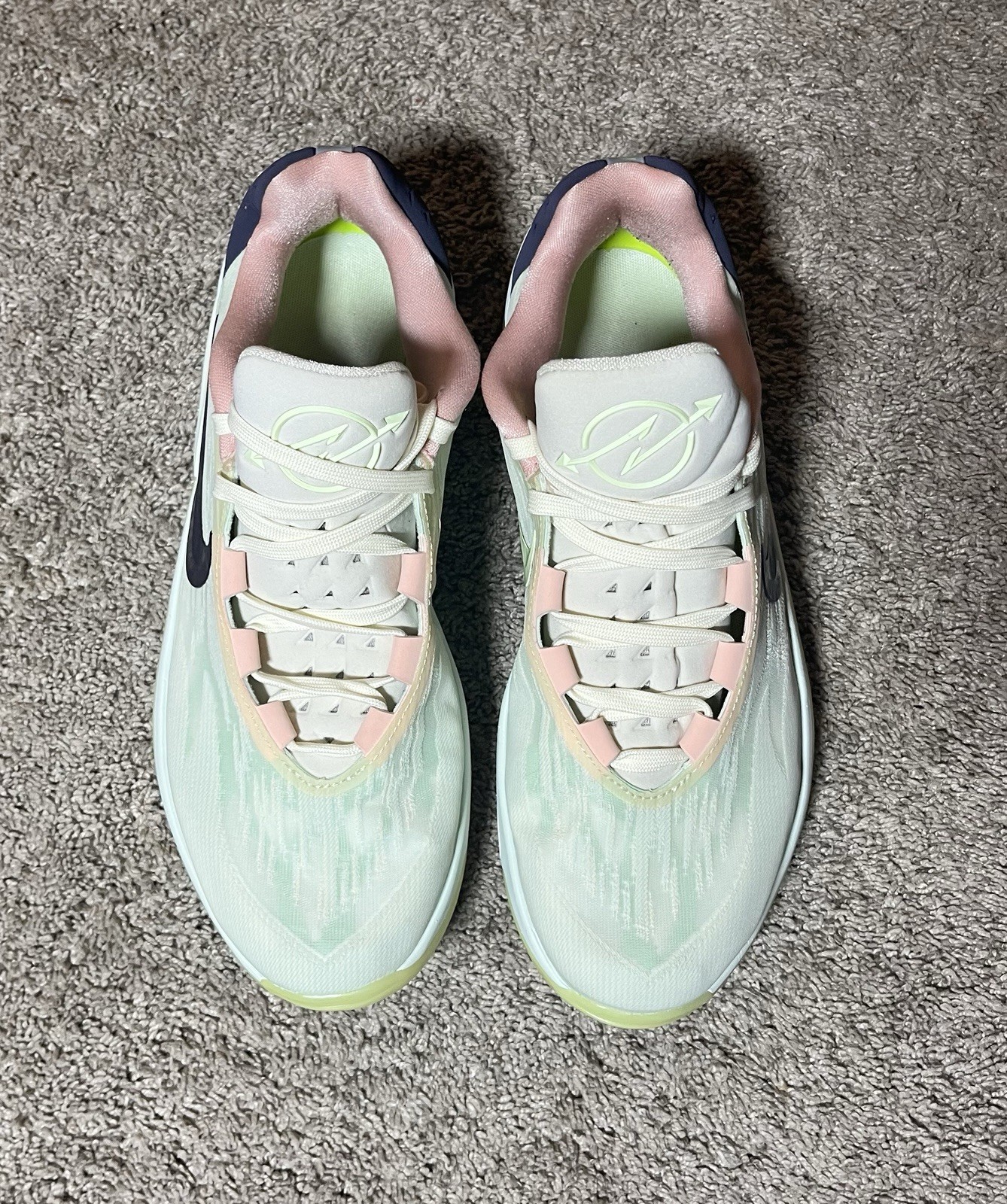 Nike Shoes Mens Size 10 Gt Cut 2 “Better You”Rare Green Pink Basketball Sneaker