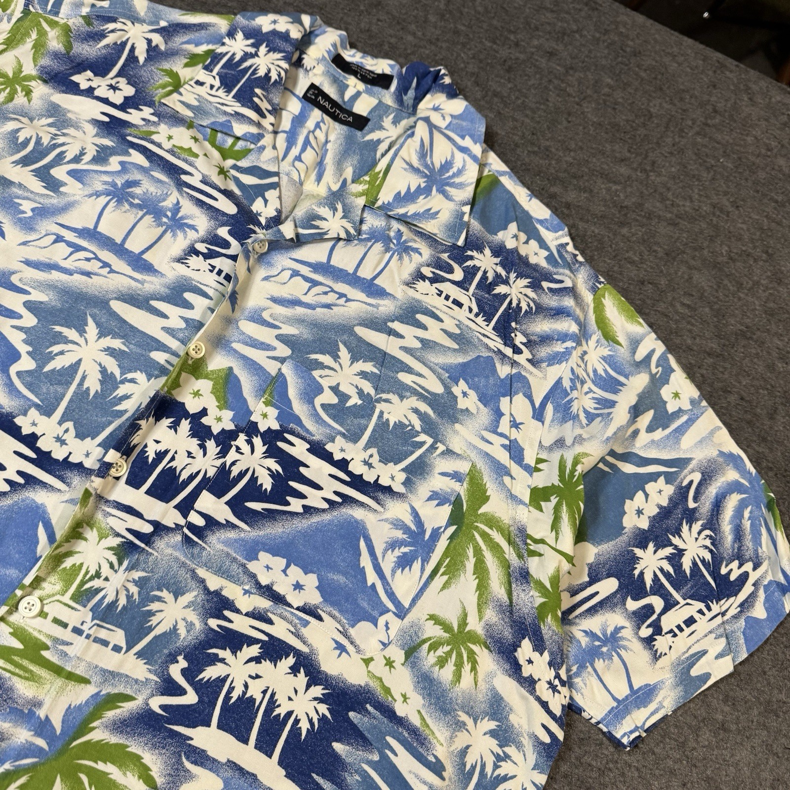 Vintage Nautica 100% Rayon Hawaiian Palm Tree Button Shirt Mens L Aloha Retro