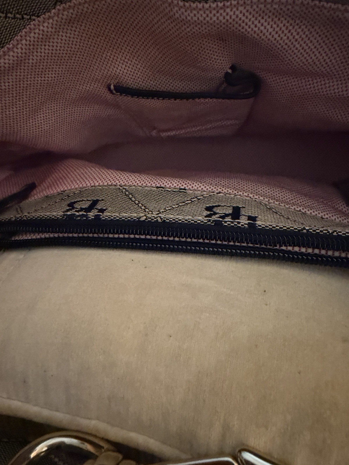 Dooney & Bourke Women’s Beige/Navy Logo Tote Zip Gold Pink Lined